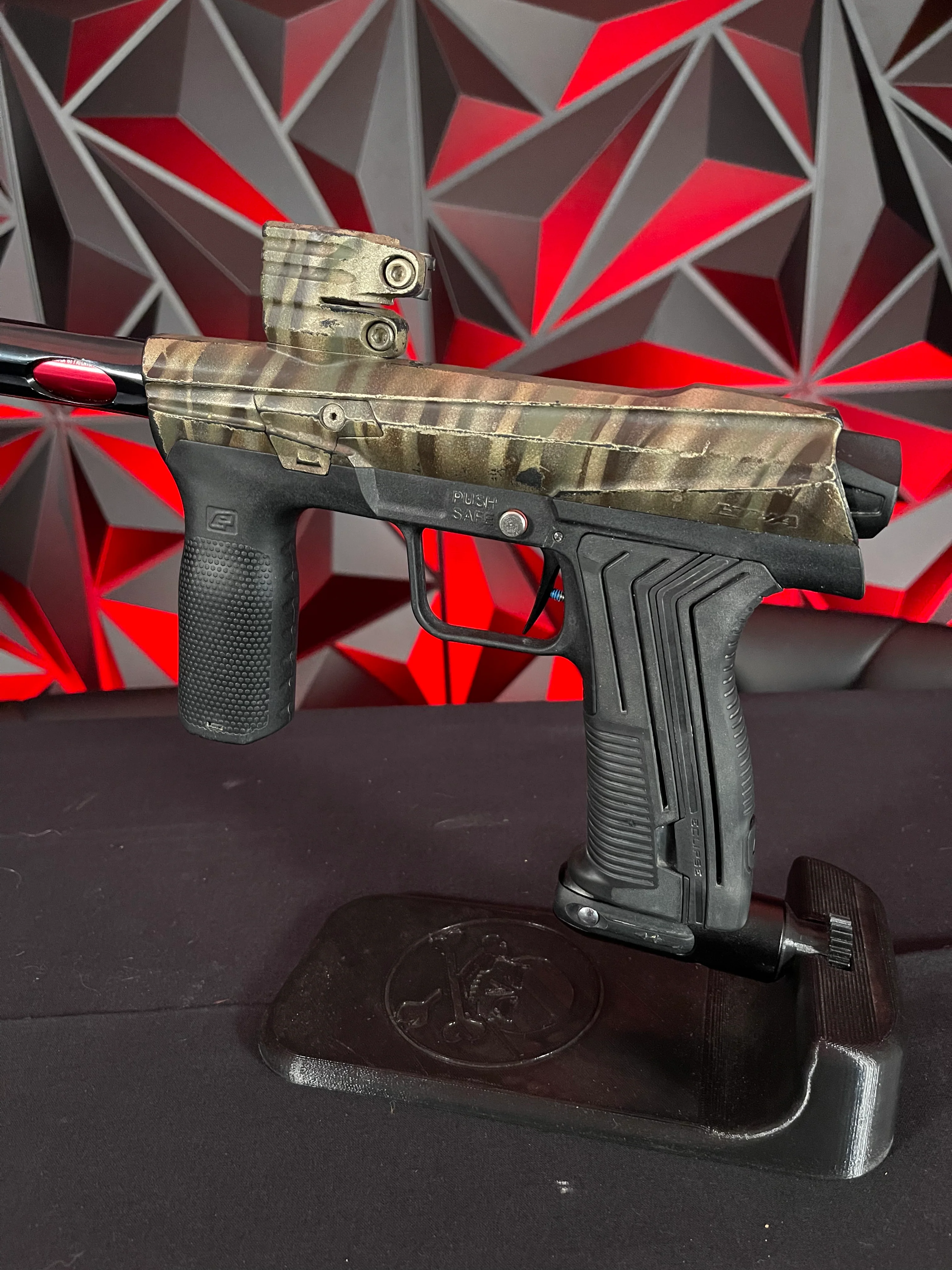 Used Planet Eclipse Etha 3M Paintball Marker - Tiger Camo w/Freak Barrel System - Image 2