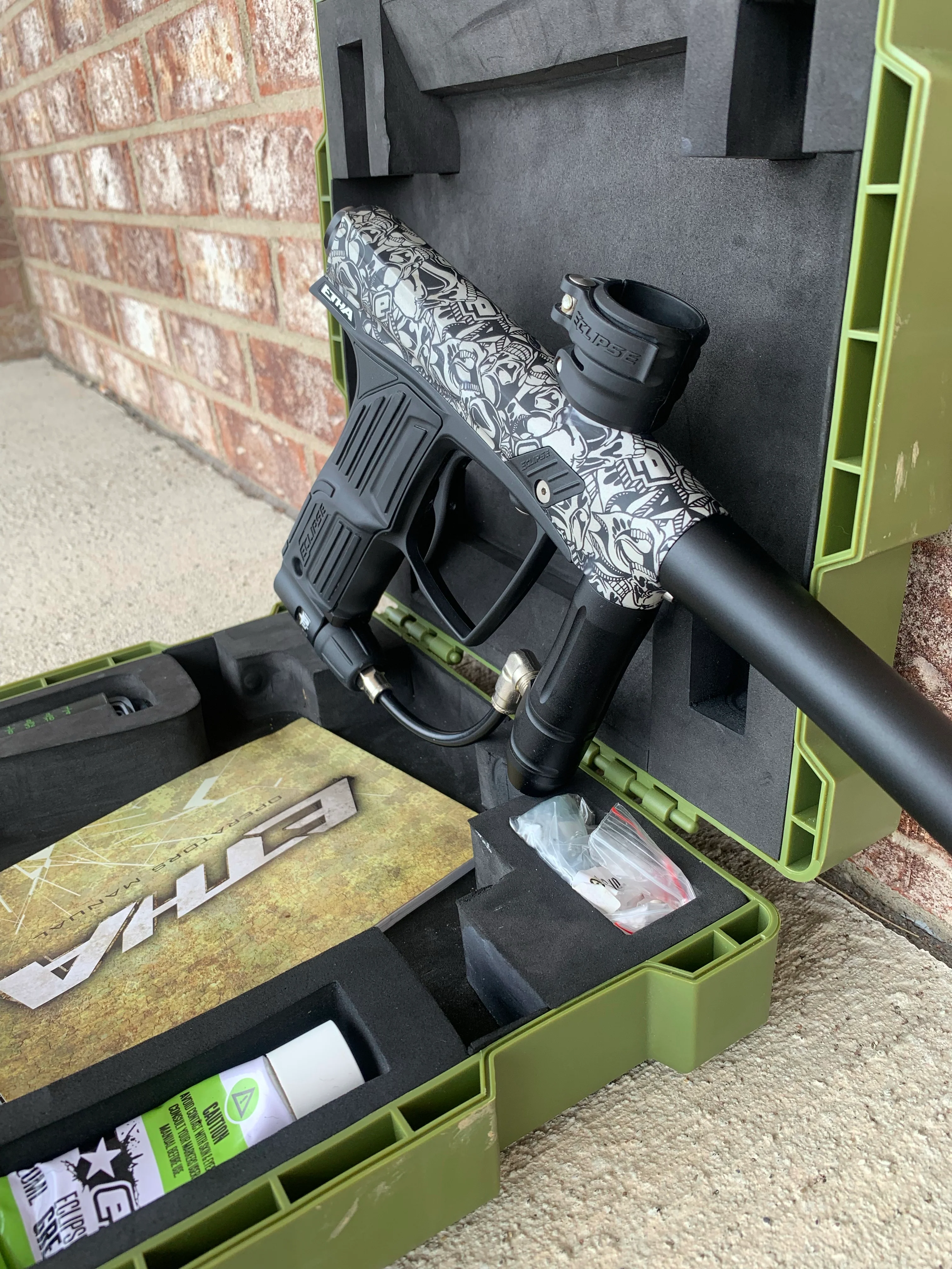 Used Planet Eclipse Etha Paintball Gun - TItan White - Image 2