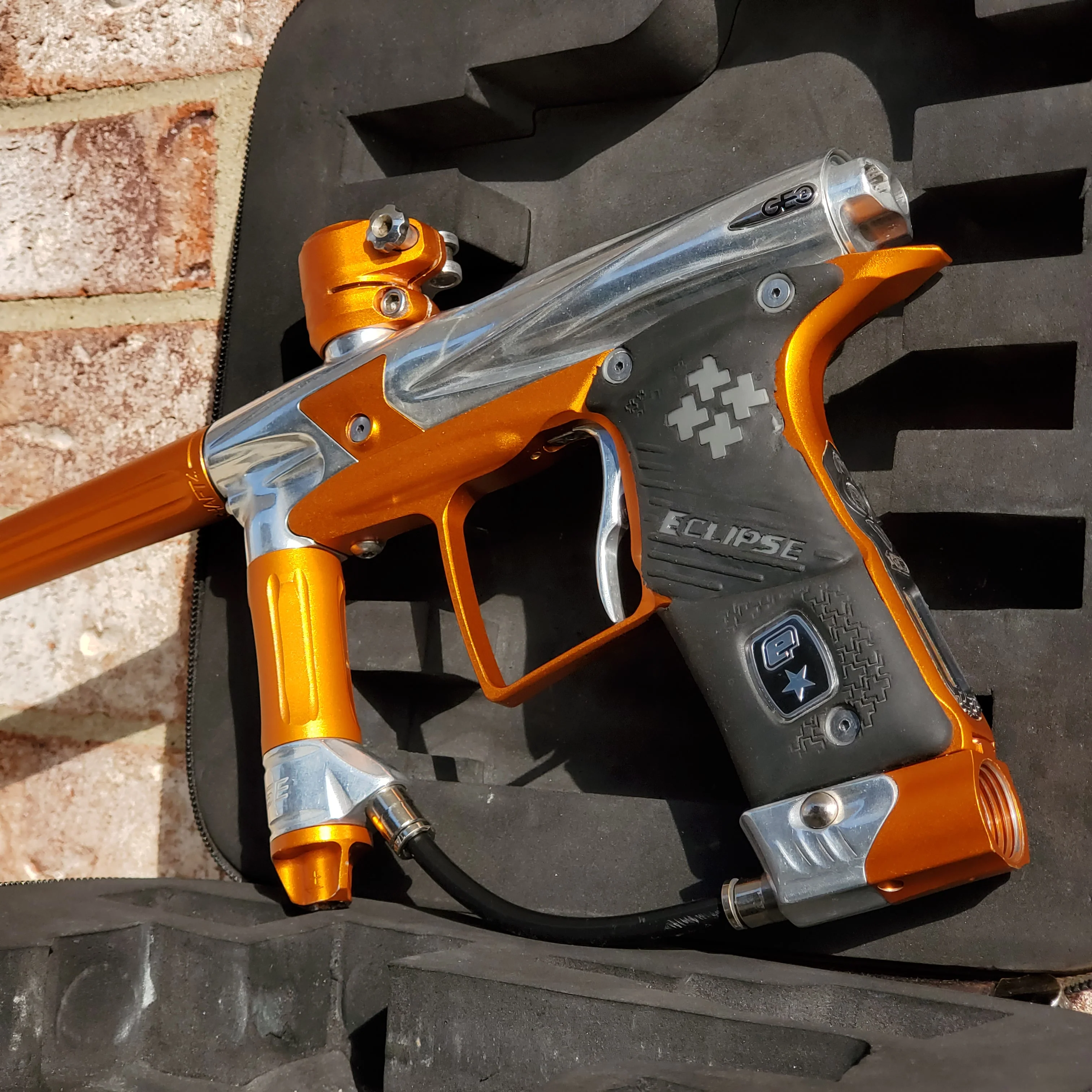 Used Planet Eclipse Geo 2.1 Paintball Gun - Chrome / Orange - Image 2