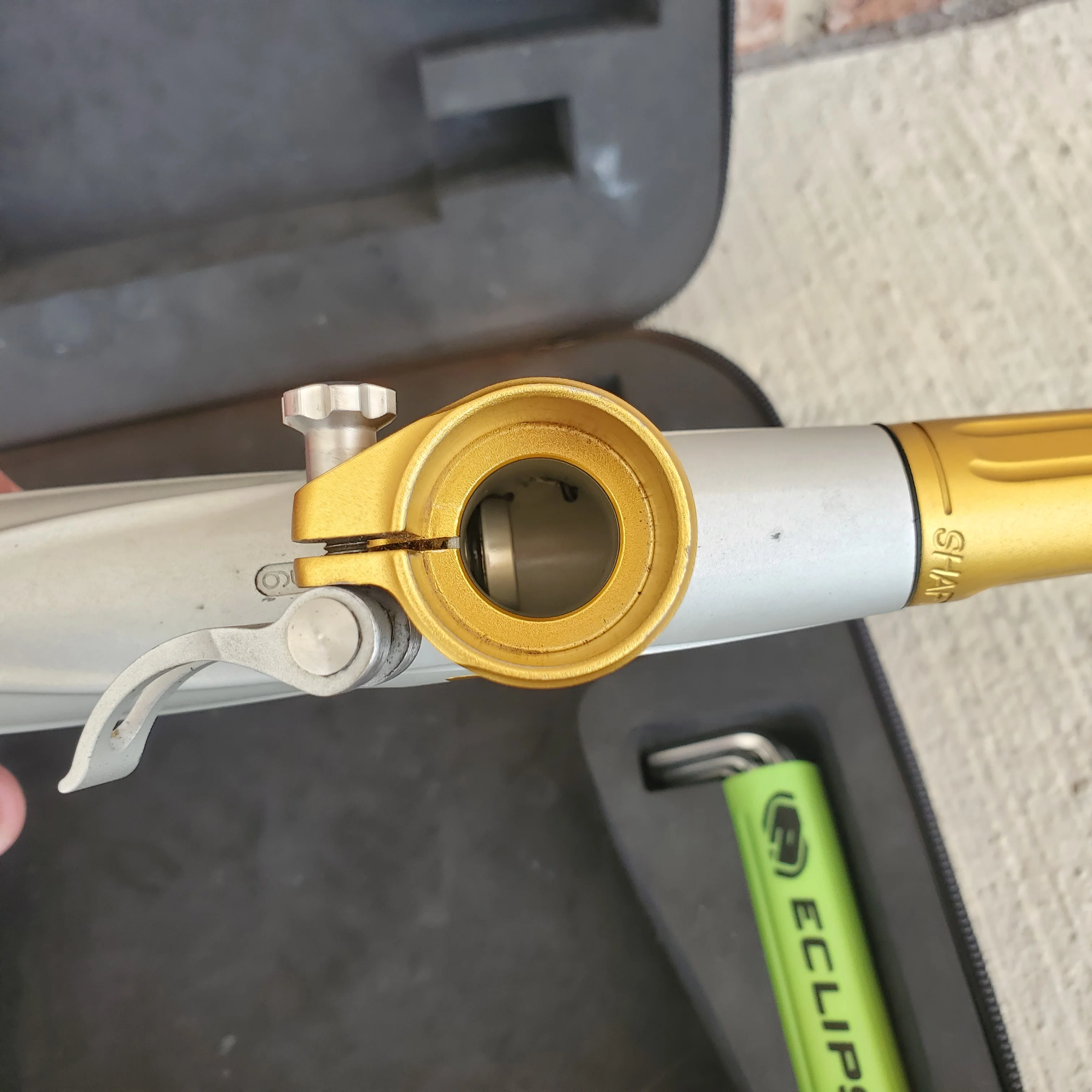 Used Planet Eclipse Geo 2 Paintball Gun W/ IV Core - White / Gold - Image 8