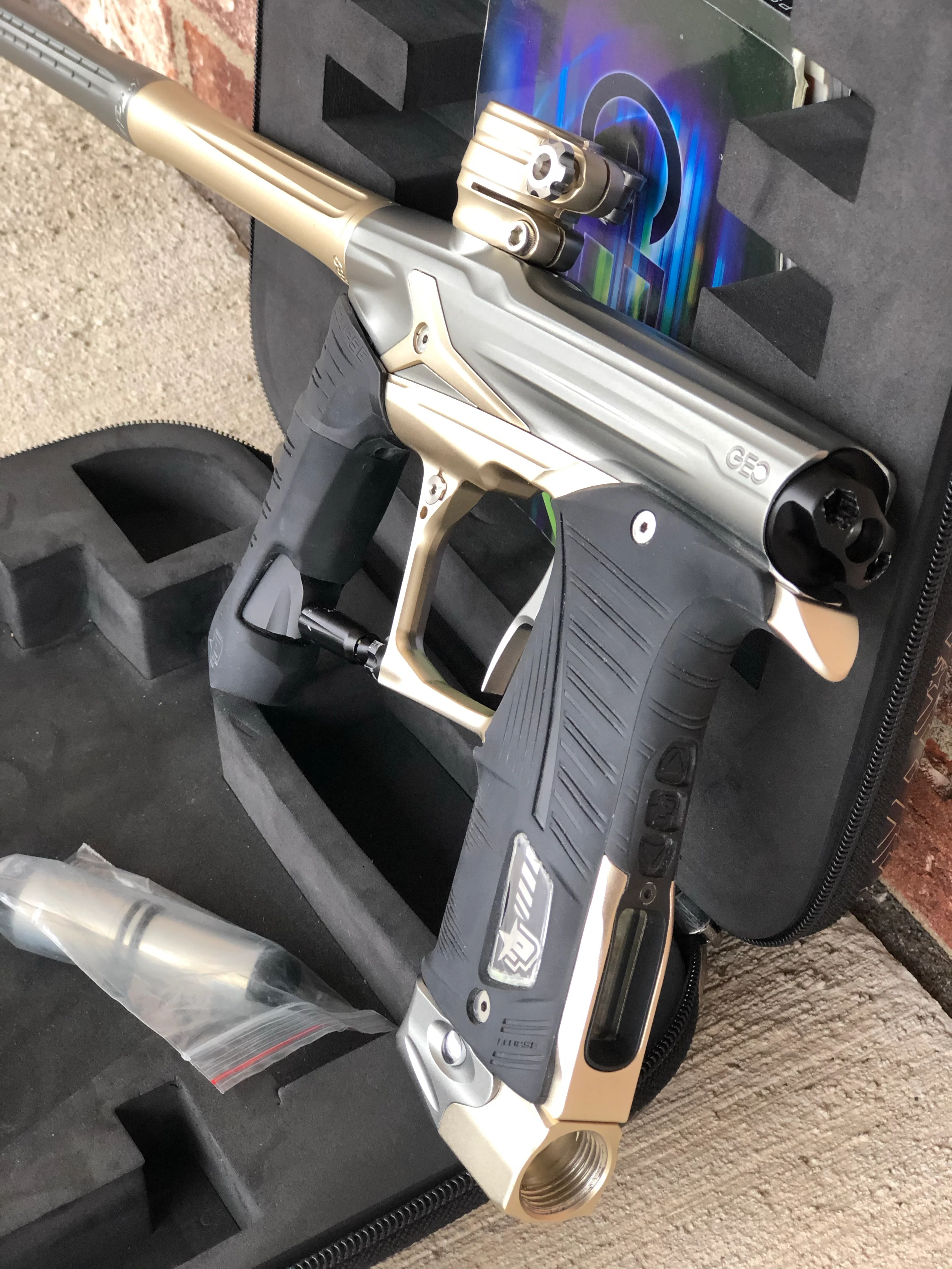 Used Planet Eclipse Geo 3.1 Paintball Gun - Grey/Gold - Image 3