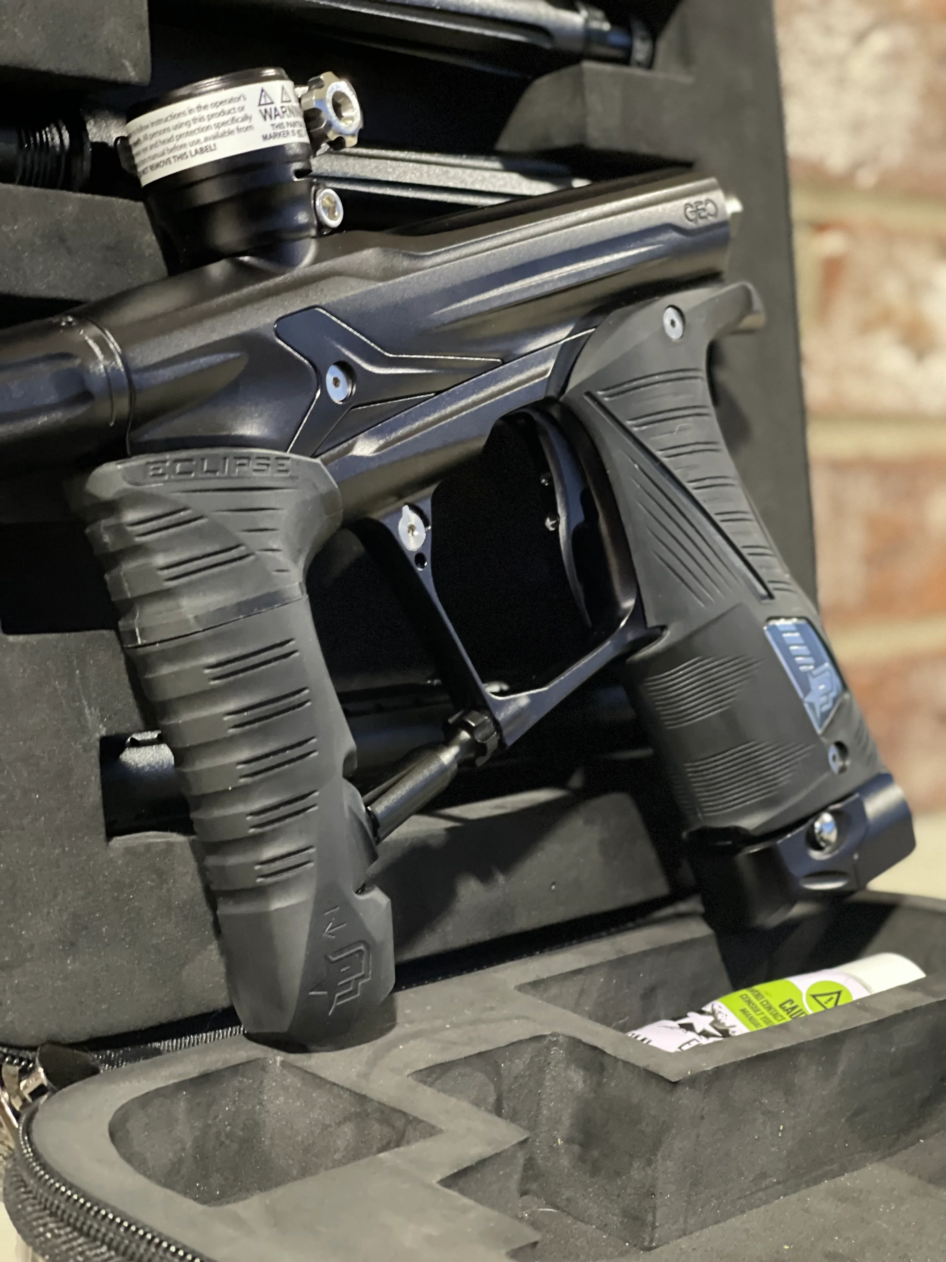 Used Planet Eclipse Geo 3.1 Paintball Gun - Midnight w/ 3 Barrel Back and Extra Barrel Tip - Image 4