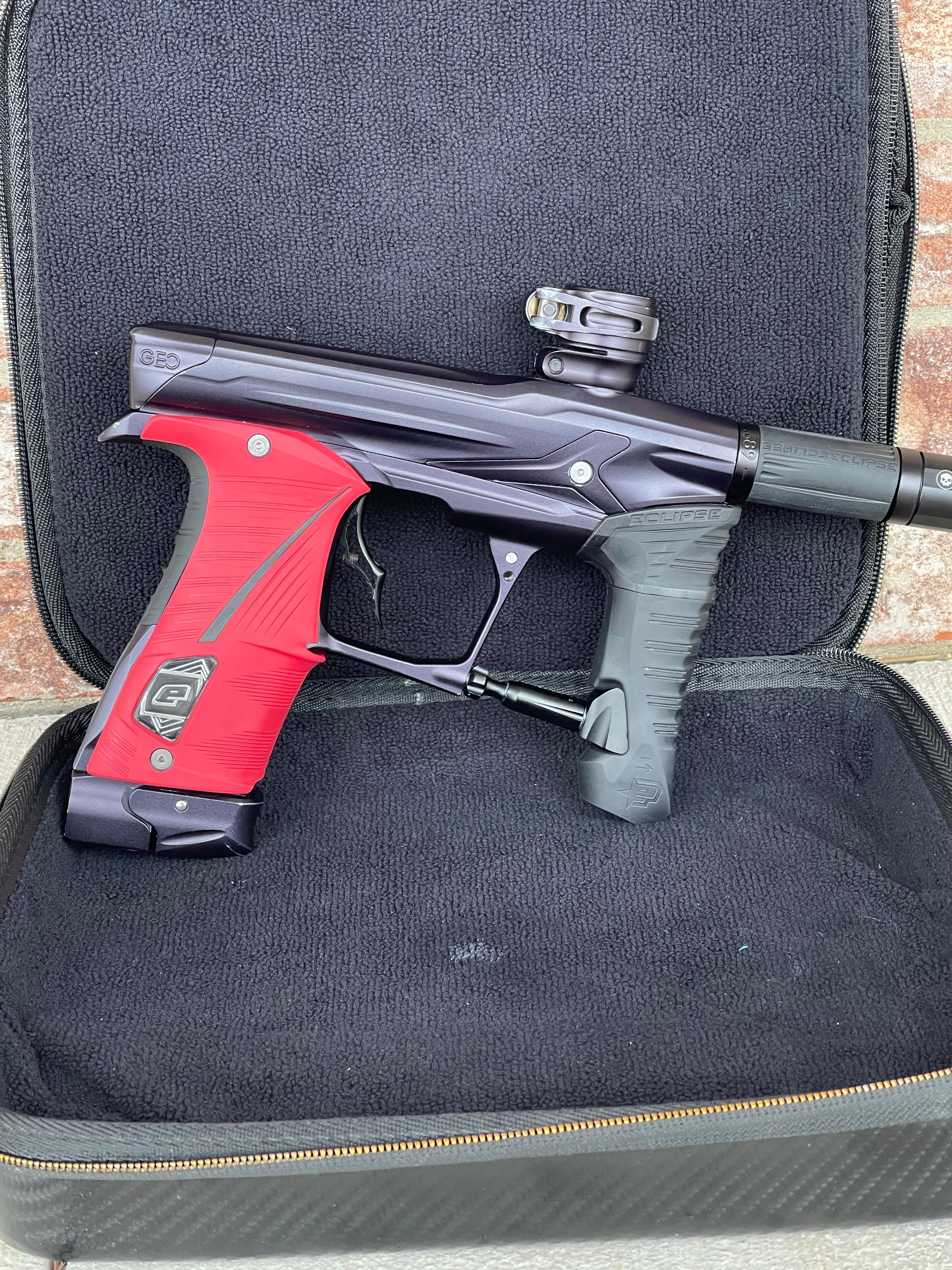 Used Planet Eclipse Geo 3.5 Paintball Gun - Black - Image 3