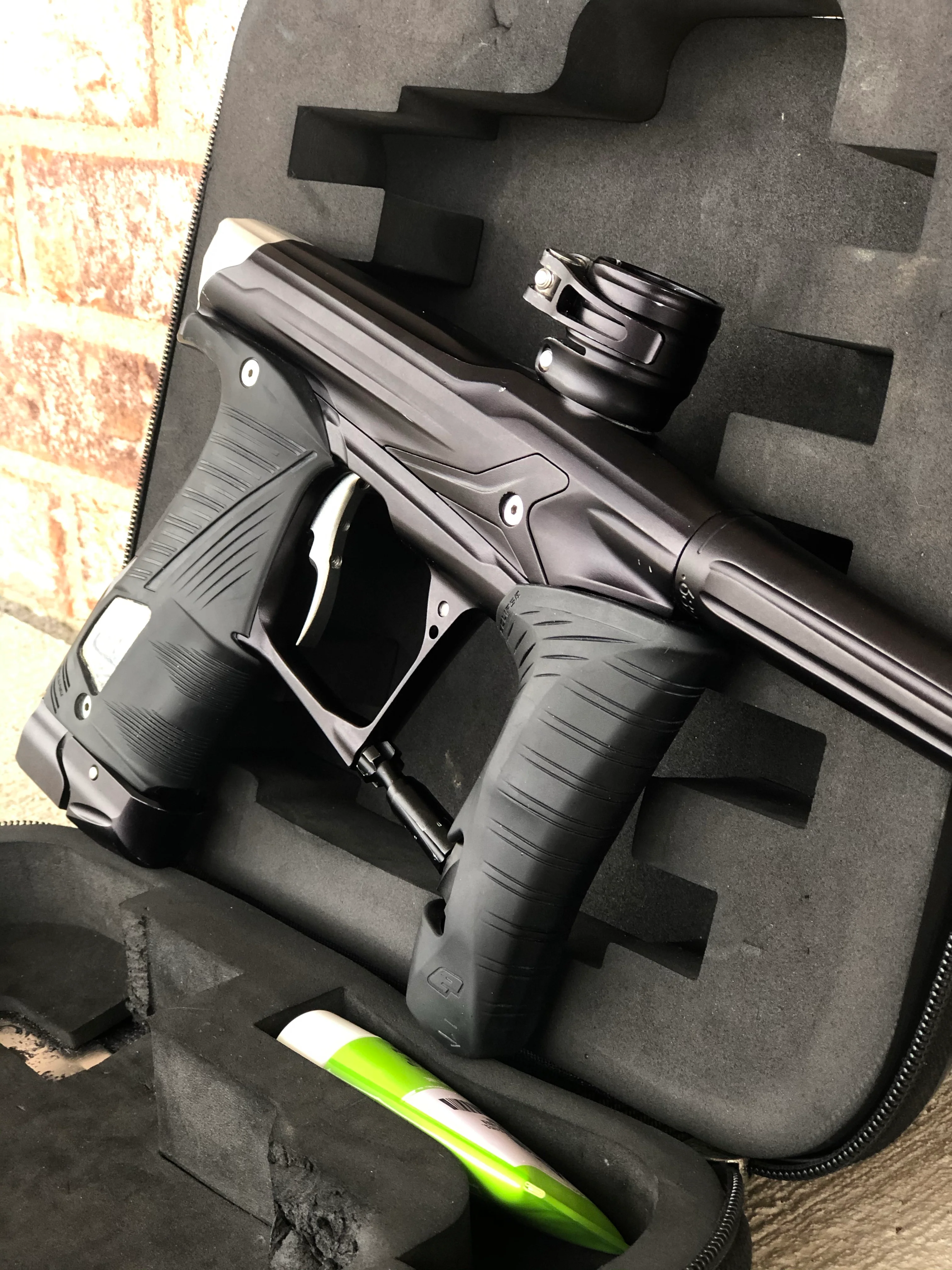 Used Planet Eclipse Geo 3.5 Paintball Gun - Black/Silver - Image 2