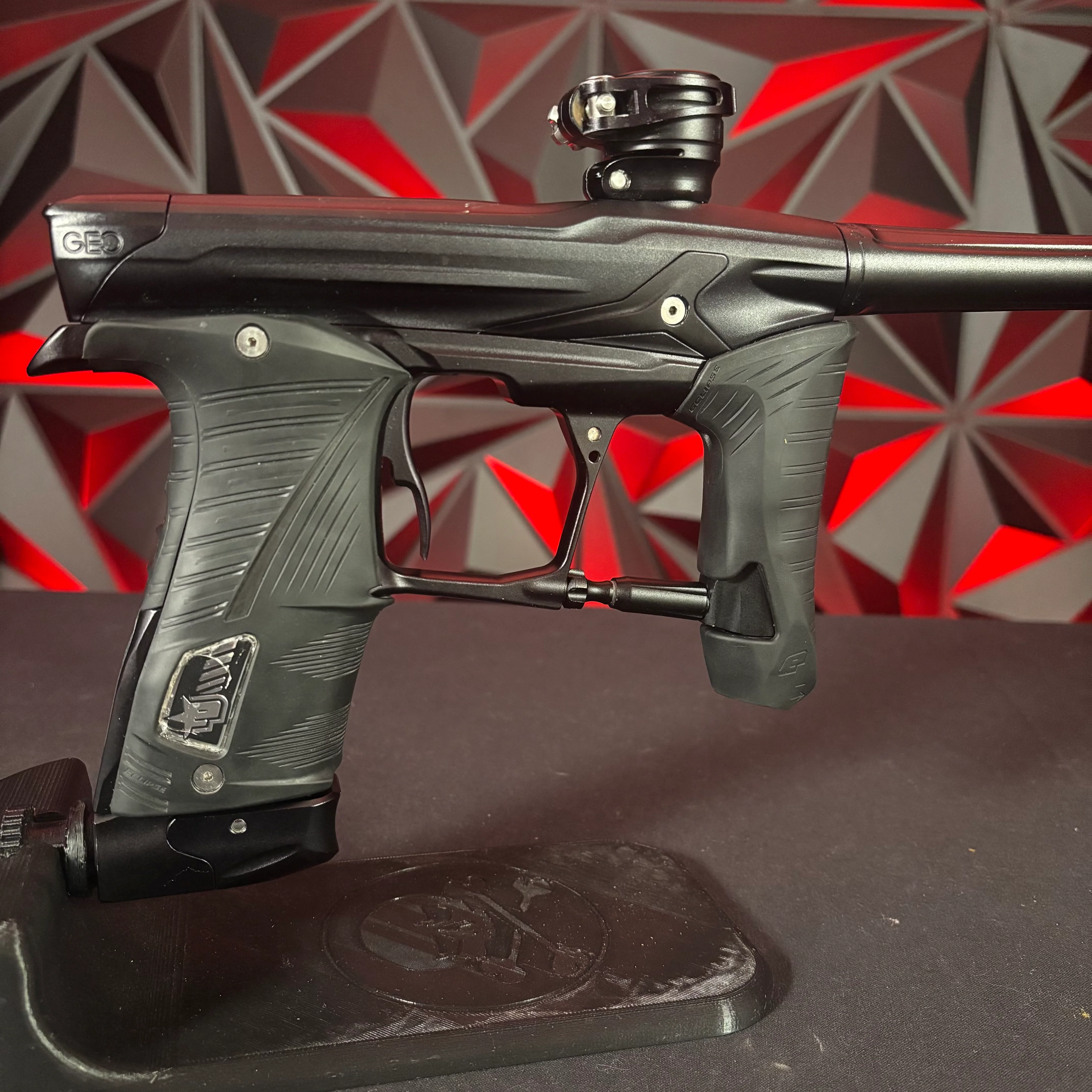 Used Planet Eclipse Geo 3.5 Paintball Gun - Black w/Impact Board - Image 2