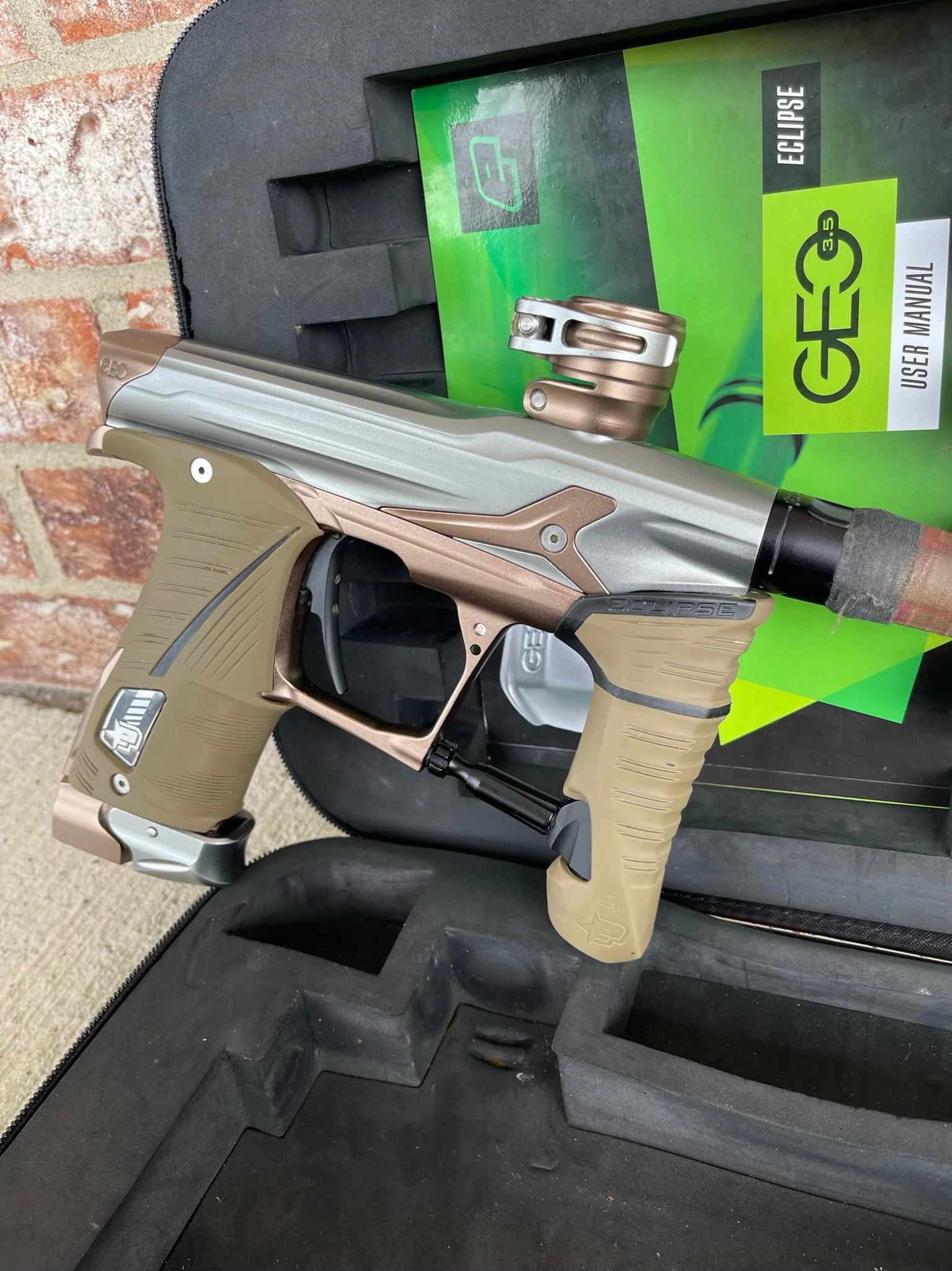 Used Planet Eclipse Geo 3.5 Paintball Gun - Combat 3 w/Tan Grips - Image 4
