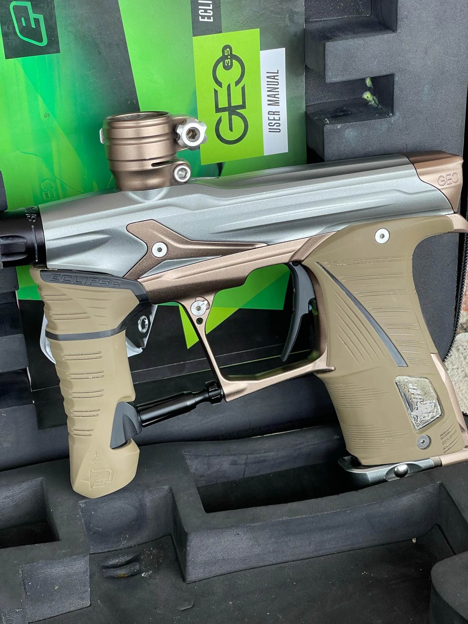Used Planet Eclipse Geo 3.5 Paintball Gun - Combat 3 w/Tan Grips - Image 5