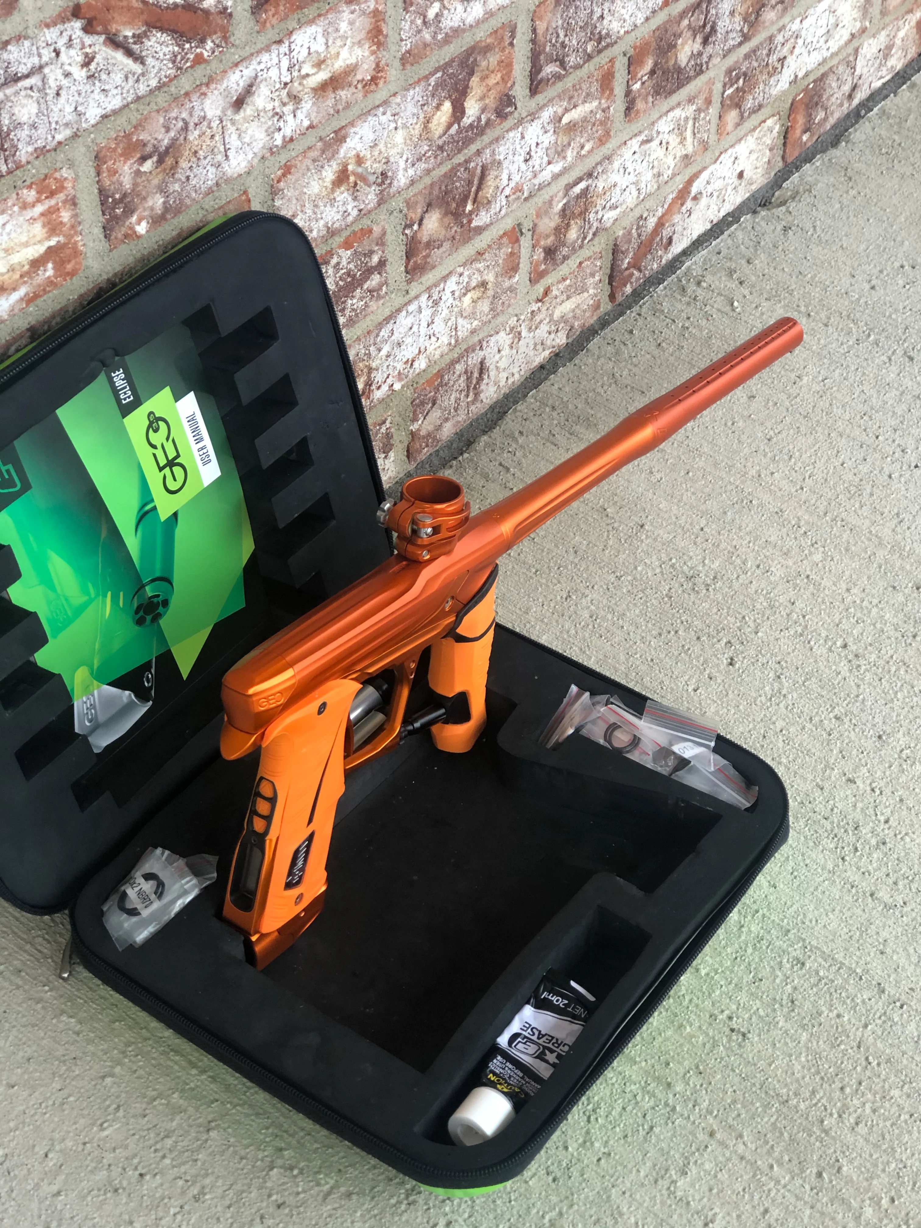 Used Planet Eclipse Geo 3.5 Paintball Gun - Orange - Image 3