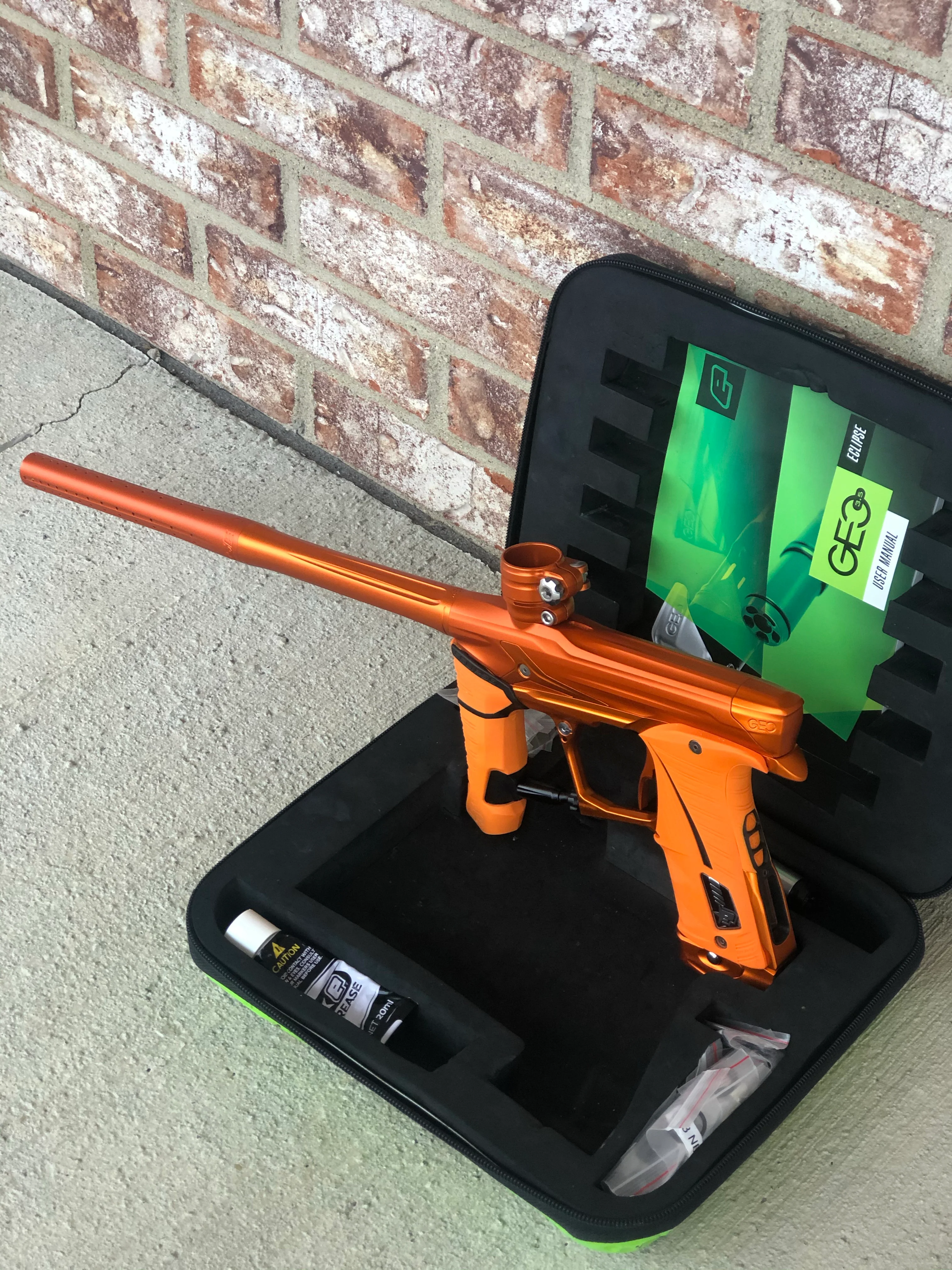 Used Planet Eclipse Geo 3.5 Paintball Gun - Orange - Image 4