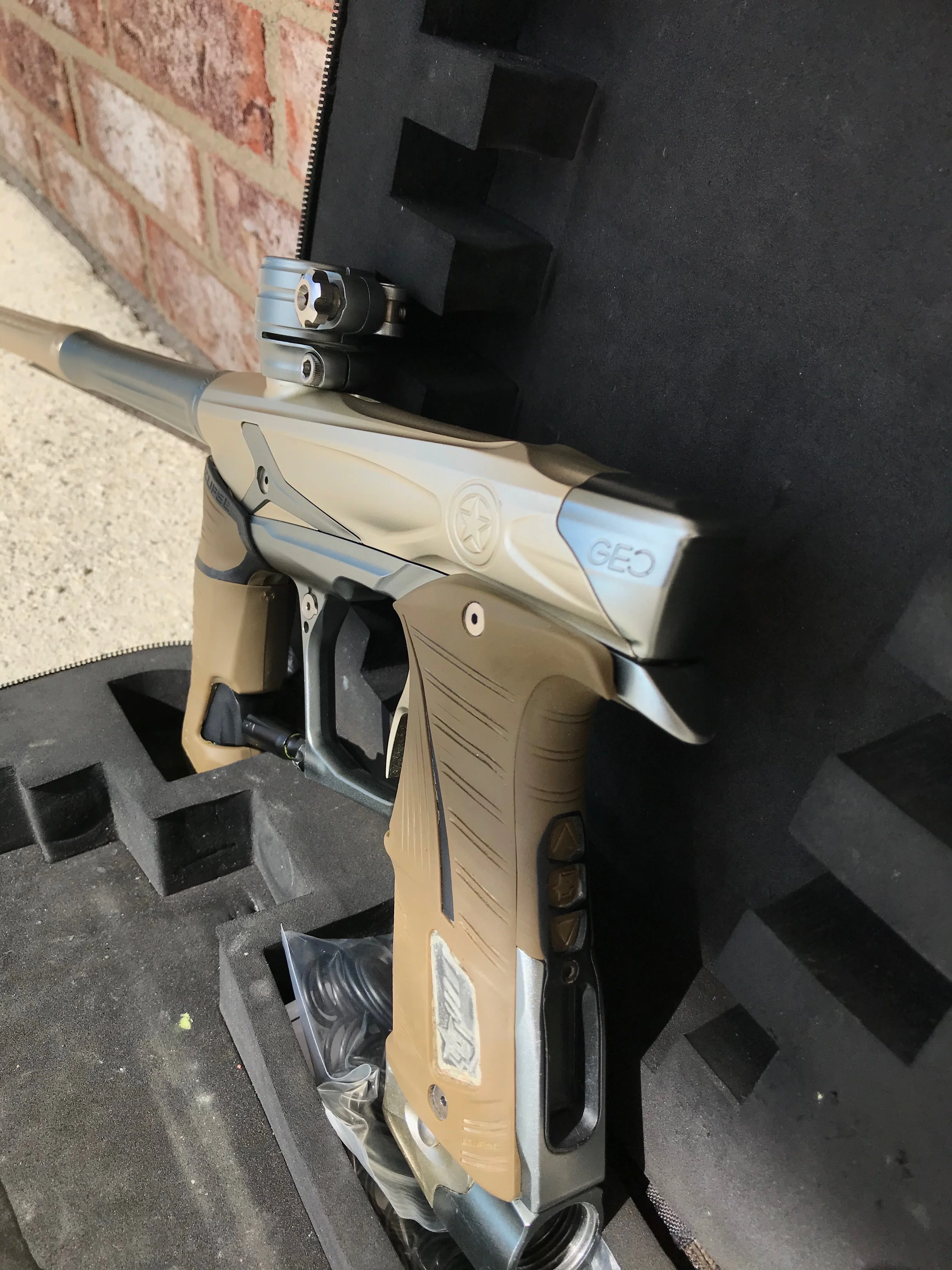 Used Planet Eclipse Geo 3.5 Paintball Gun - Champagne / Gunmetal - Image 14