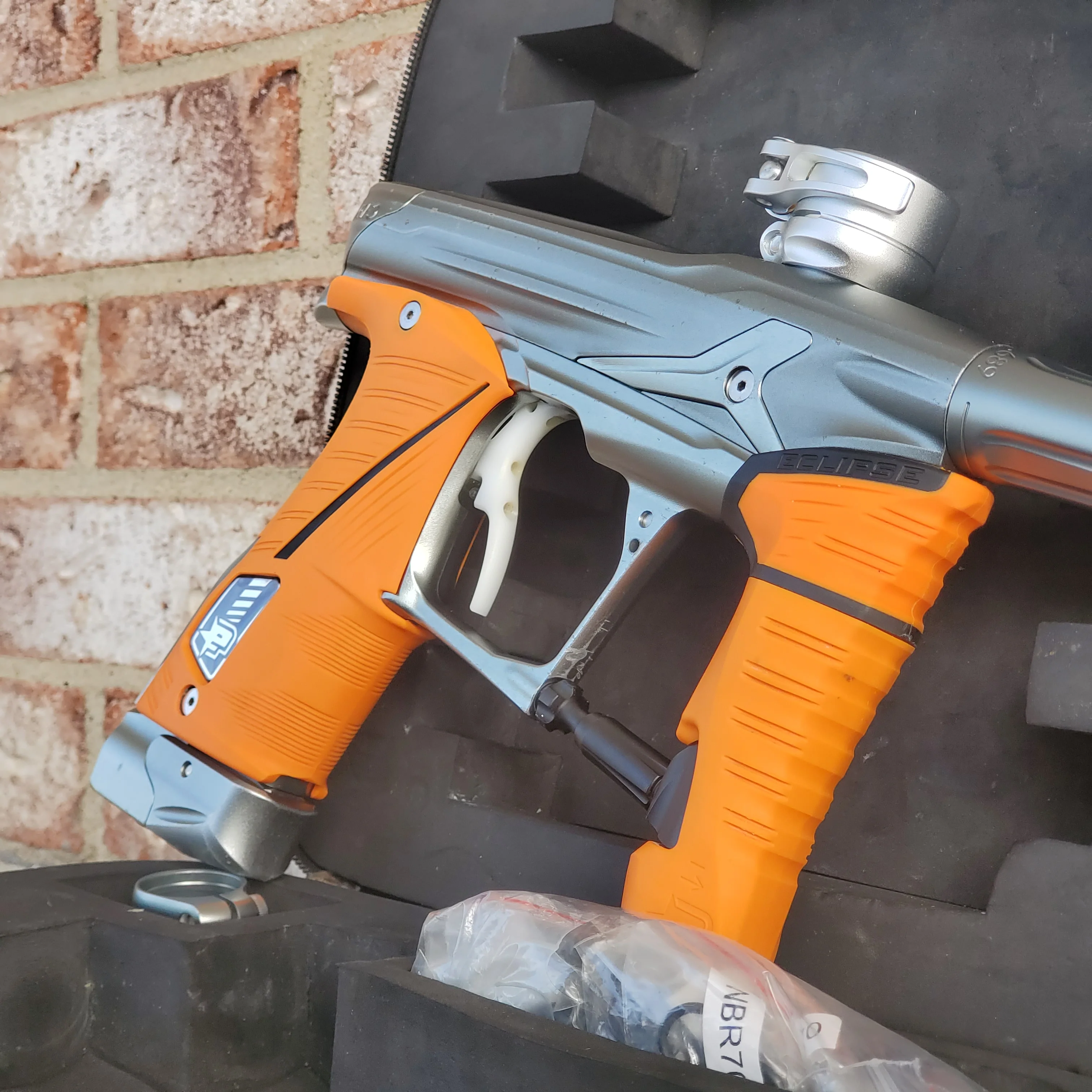Used Planet Eclipse Geo 3.5 Paintball Gun - Gun Metal Grey - Image 2