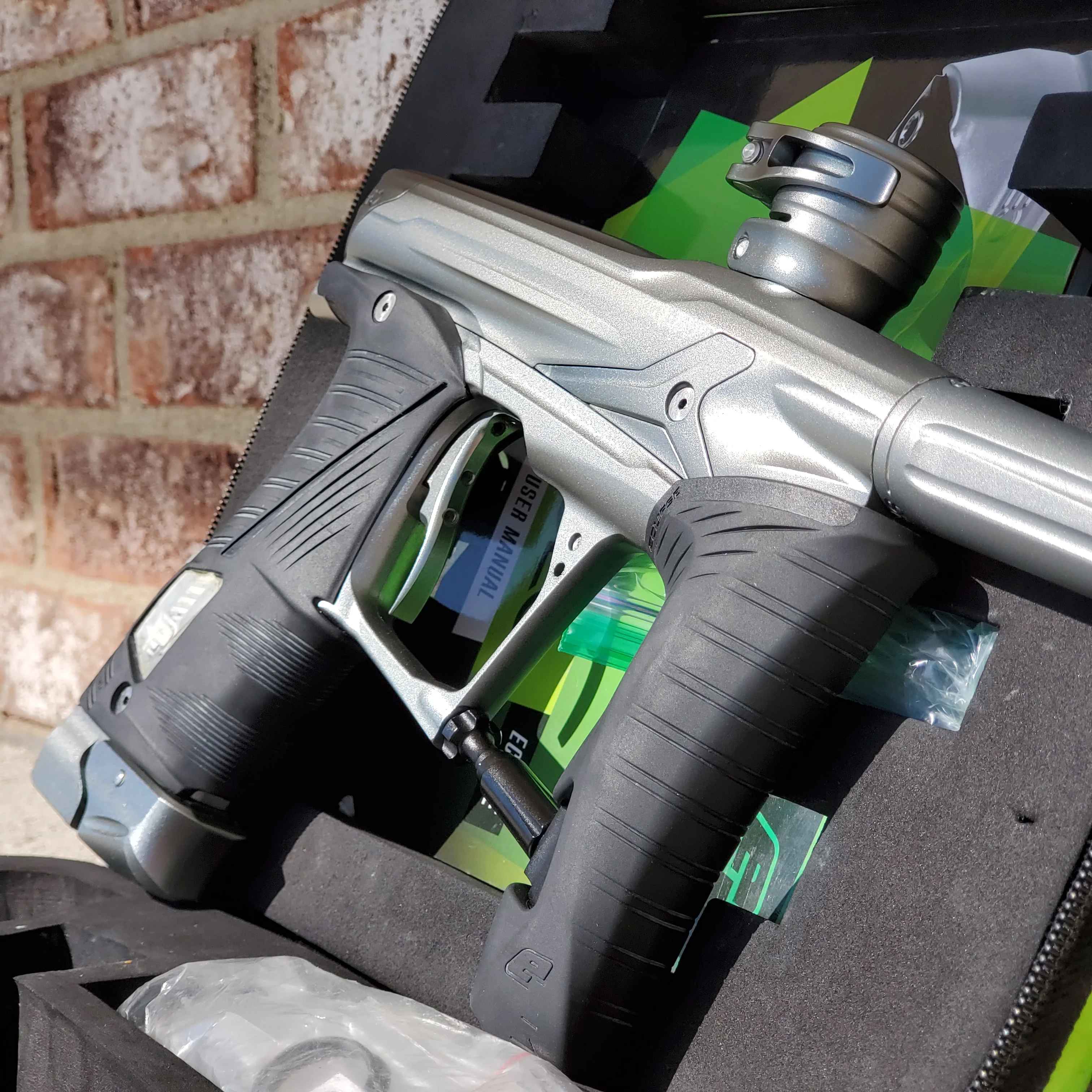Used Planet Eclipse Geo 3.5 Paintball Gun - Gunmetal Grey - Image 2