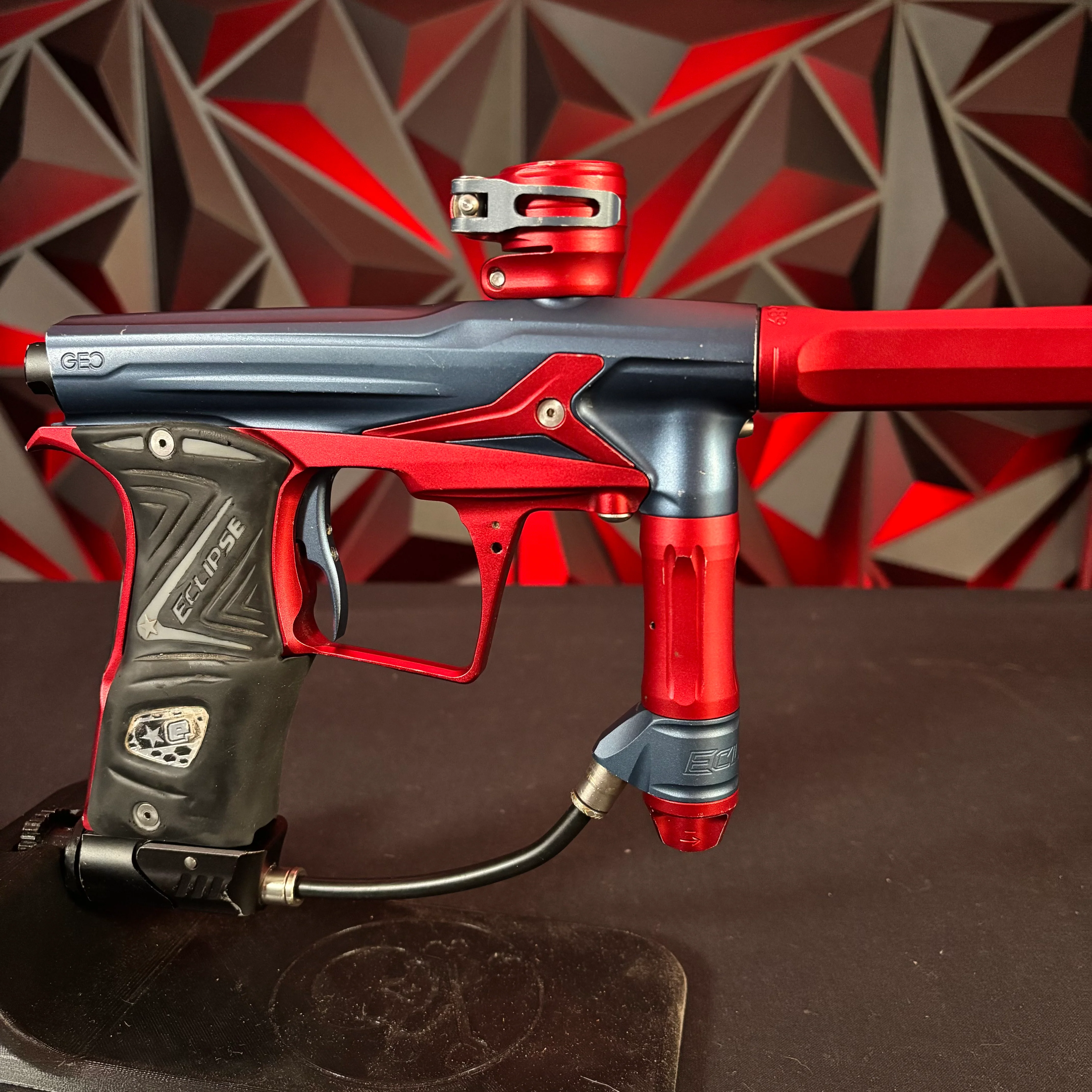 Used Planet Eclipse Geo 3 Paintball Gun - Blue/Red - Image 4