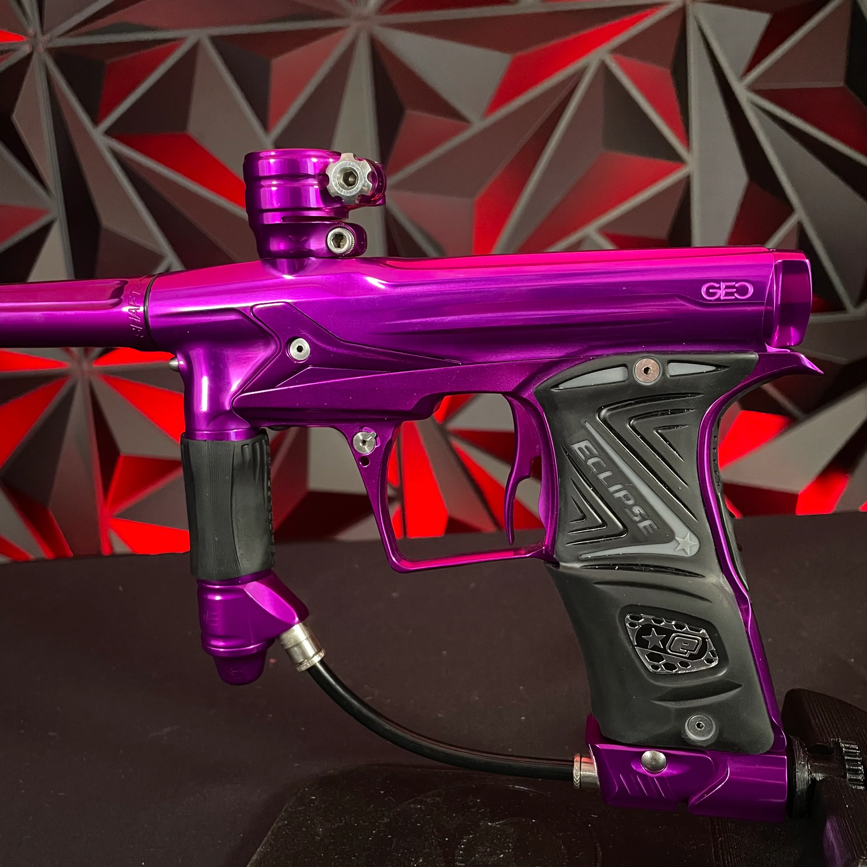 Used Planet Eclipse Geo 3 Paintball Gun - Polished Purple w/IV Core - Image 2