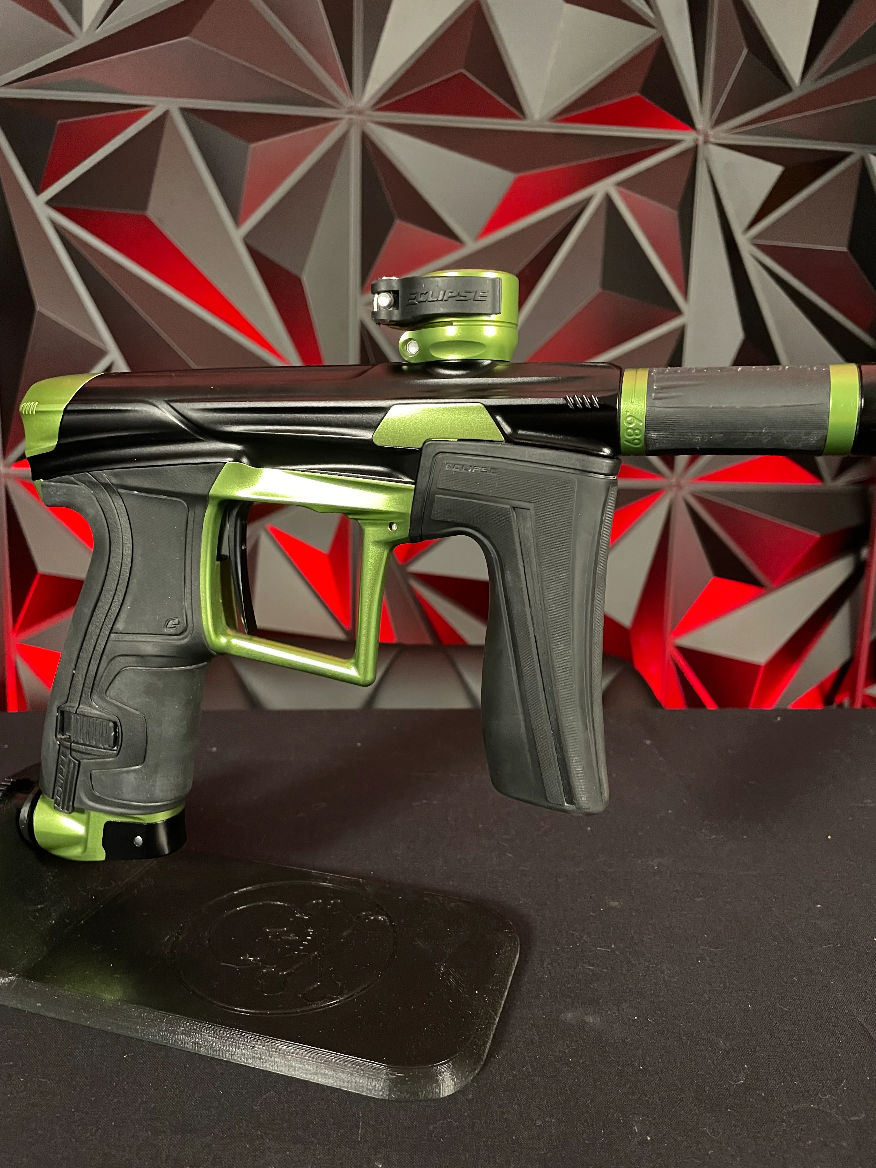 Used Planet Eclipse Geo 4 Paintball Gun - Black / Green - Image 3