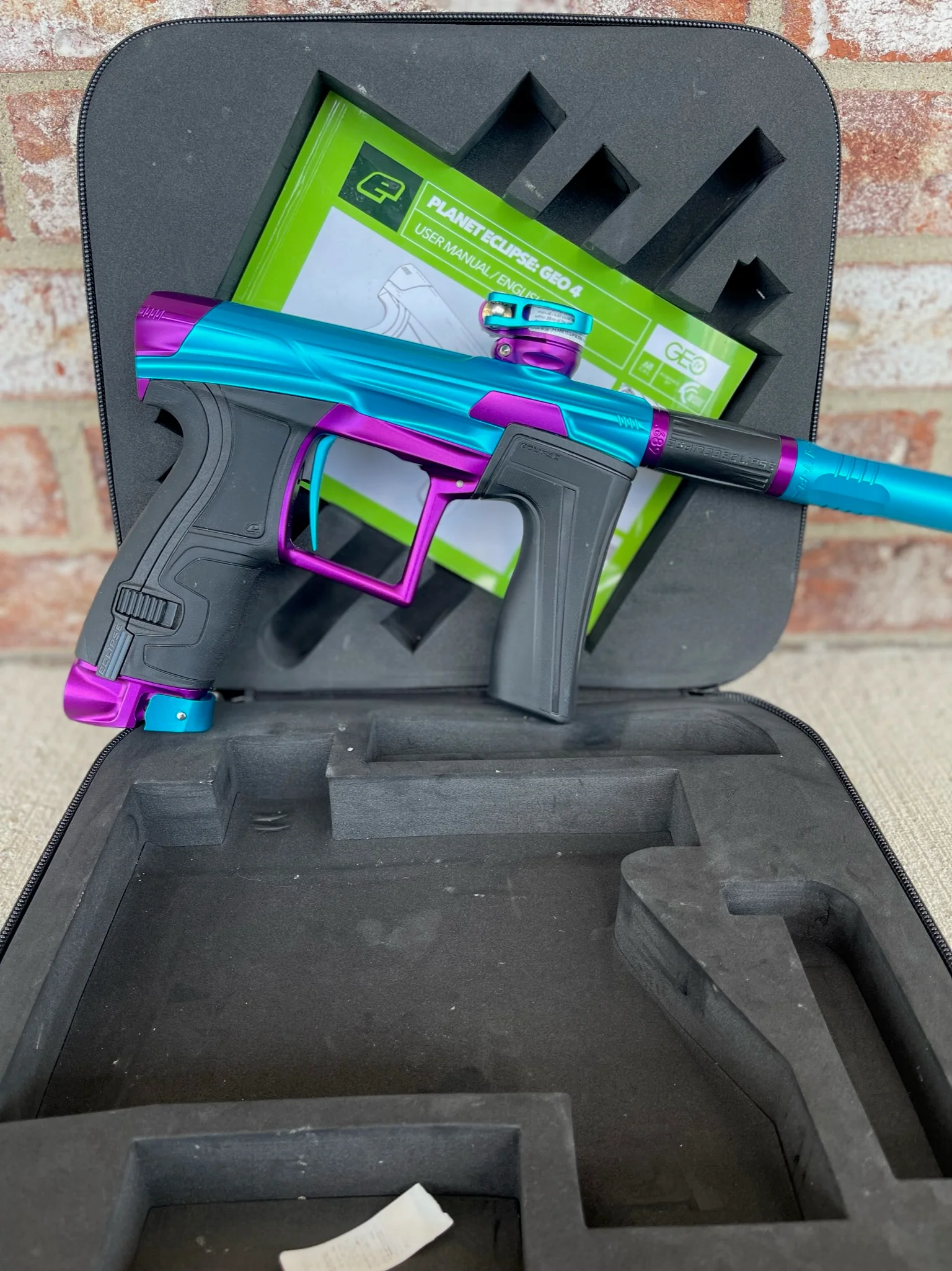 Used Planet Eclipse Geo 4 Paintball Gun - Blue/Purple - Image 4