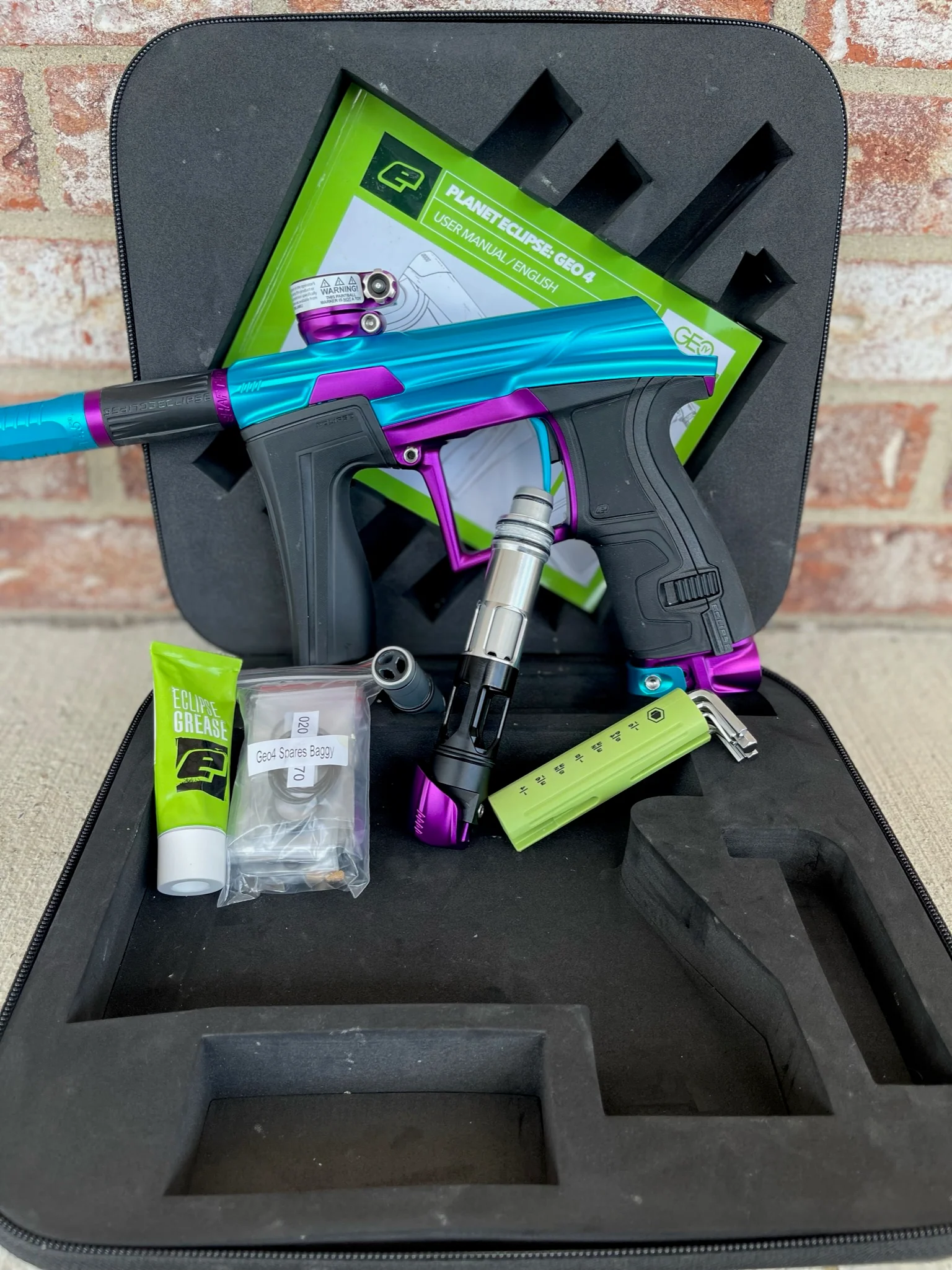 Used Planet Eclipse Geo 4 Paintball Gun - Blue/Purple - Image 6