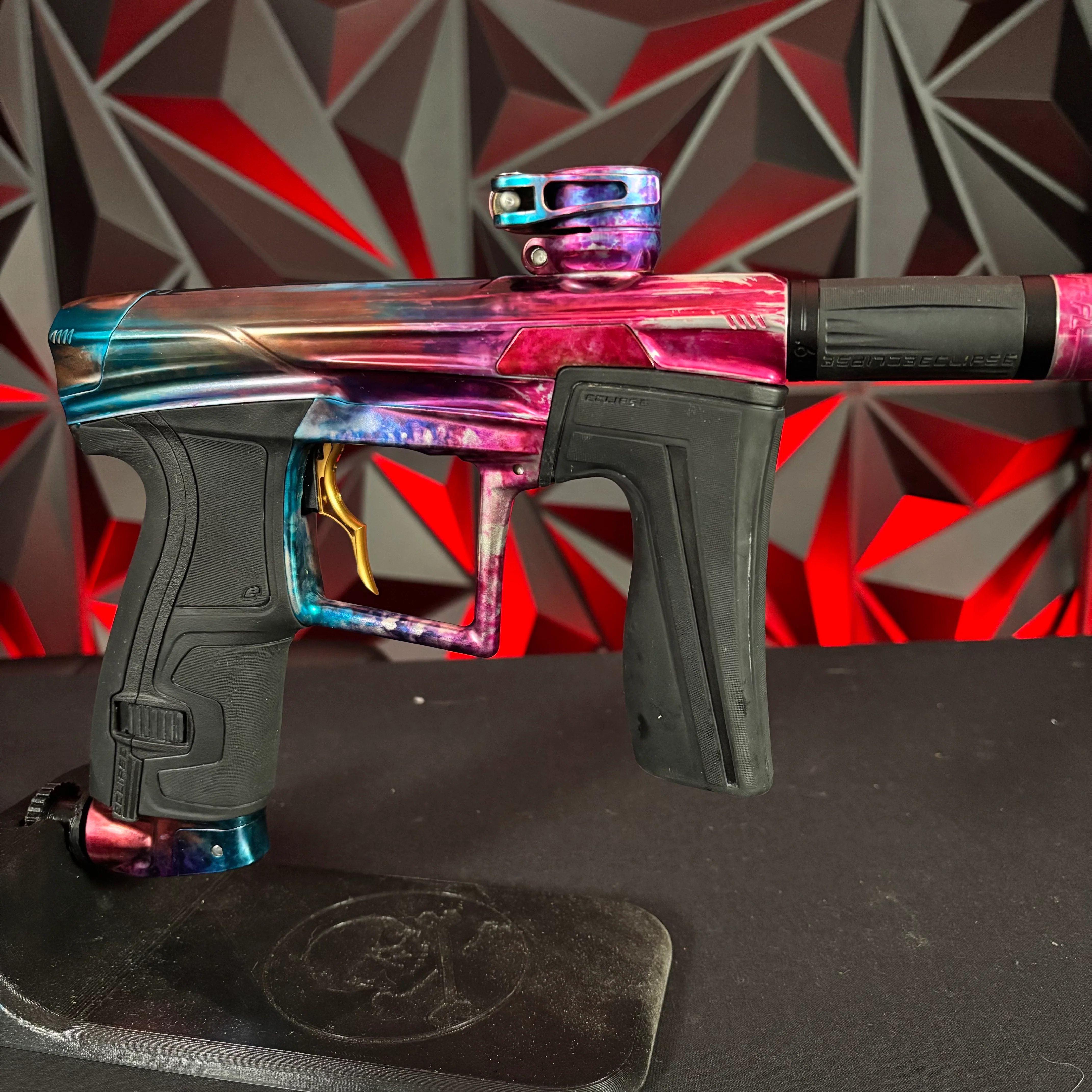 Used Planet Eclipse Geo 4 Paintball Gun - Purple/ Pink/ Blue acid splash - Image 3
