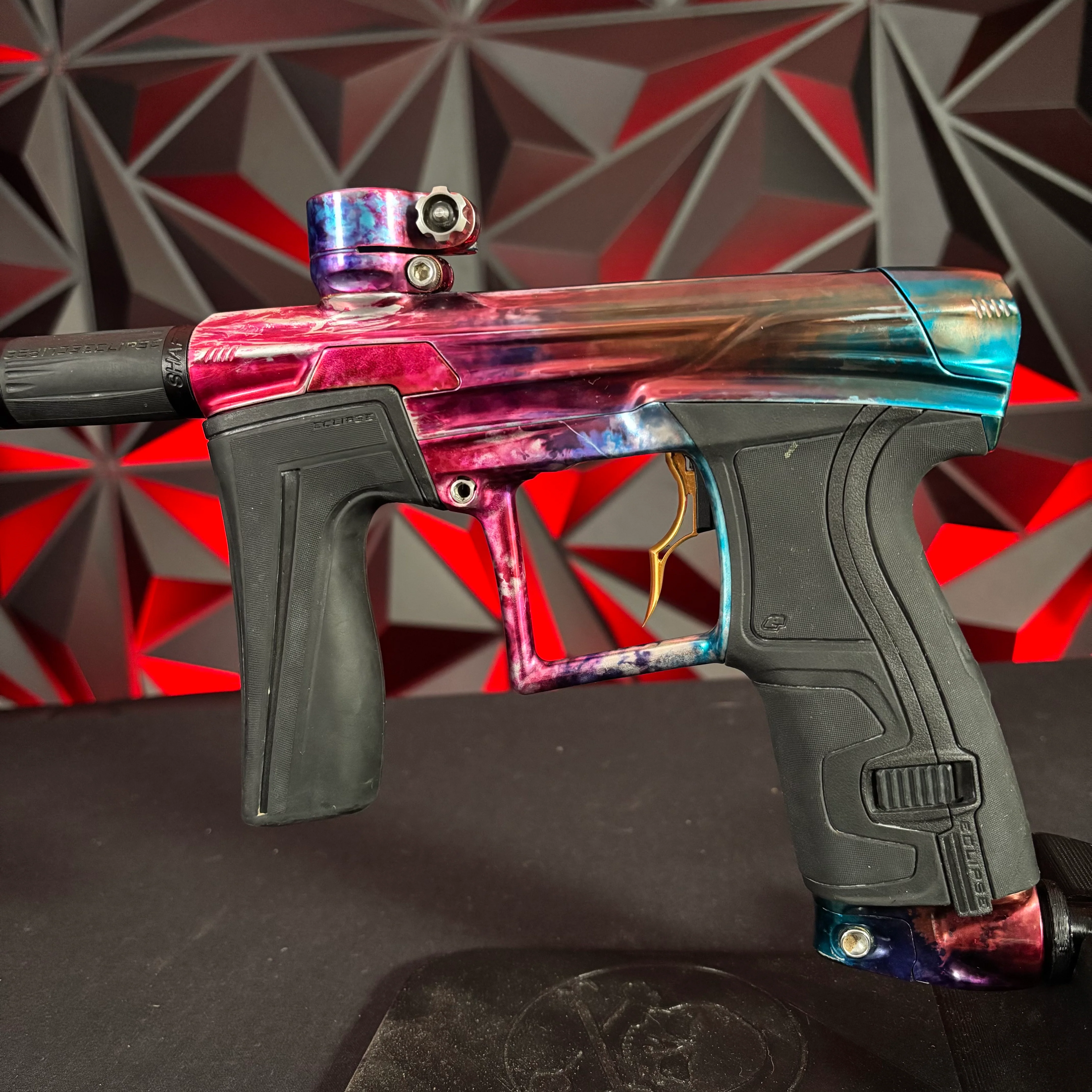 Used Planet Eclipse Geo 4 Paintball Gun - Purple/ Pink/ Blue acid splash - Image 4