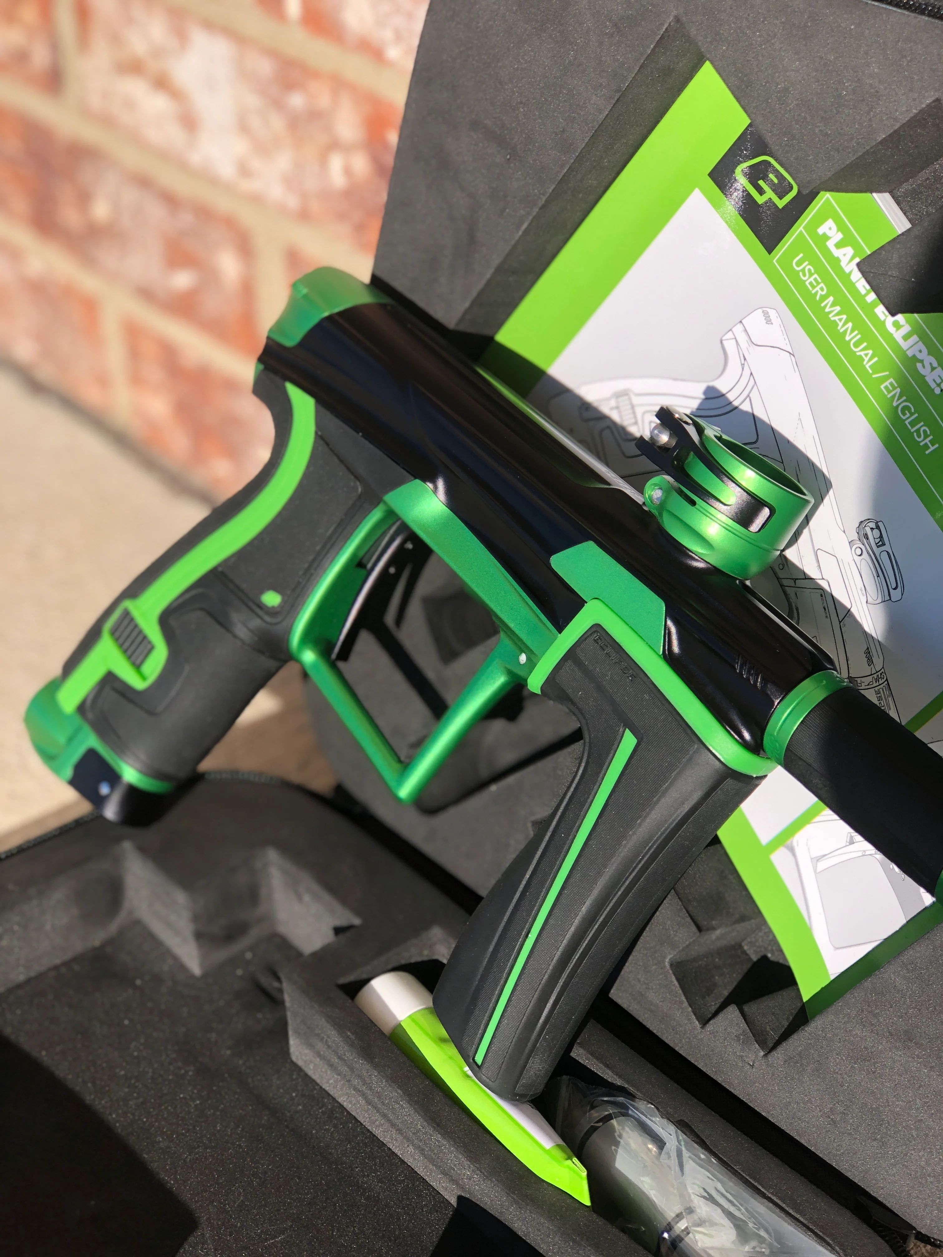 Used Planet Eclipse Geo 4 Paintball Gun - Emerald - Image 2