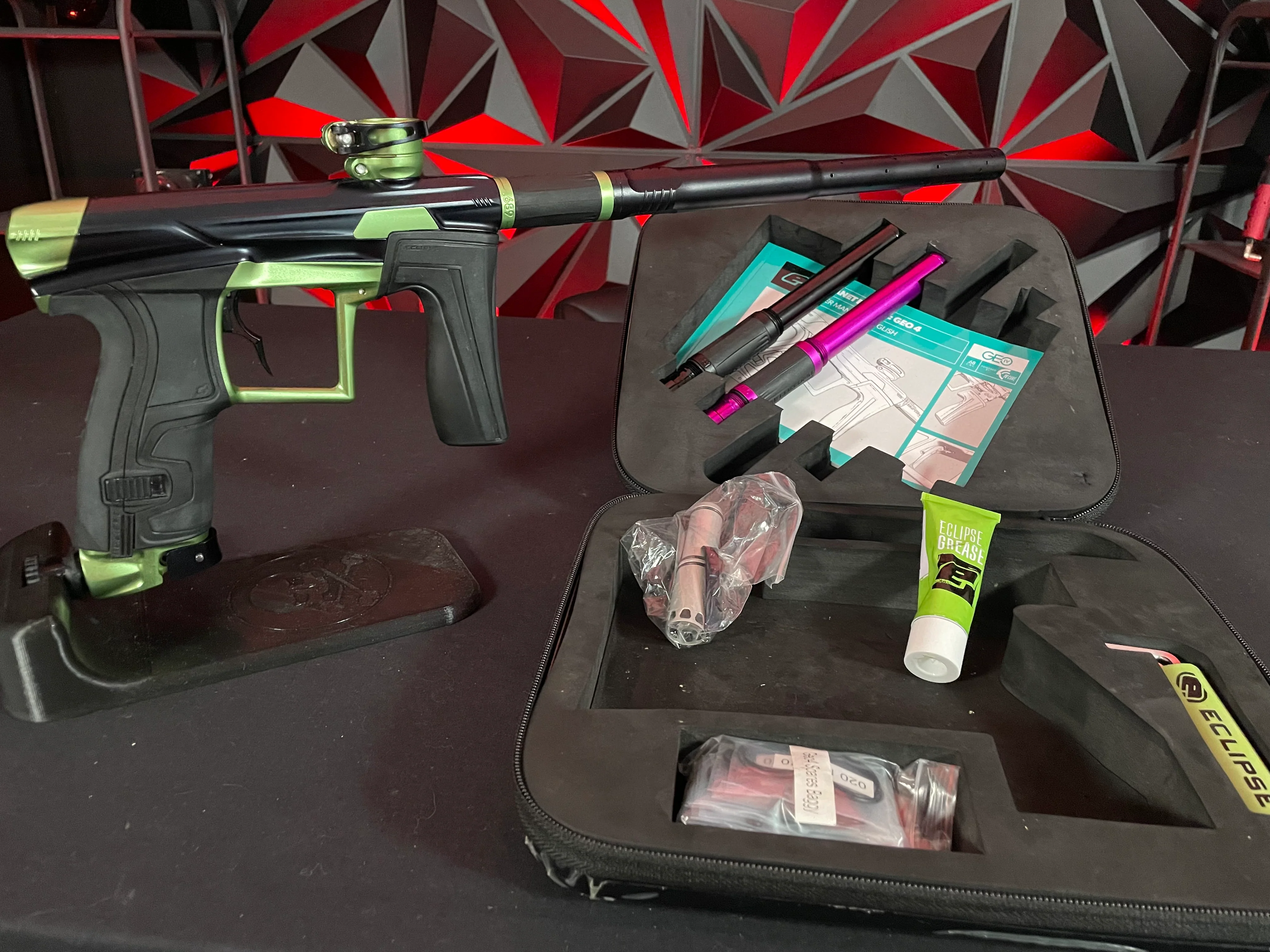 Used Planet Eclipse Geo 4 Paintball Gun - Emerald w/ 1R Deuce Trigger and Aluminum Tip - Image 7