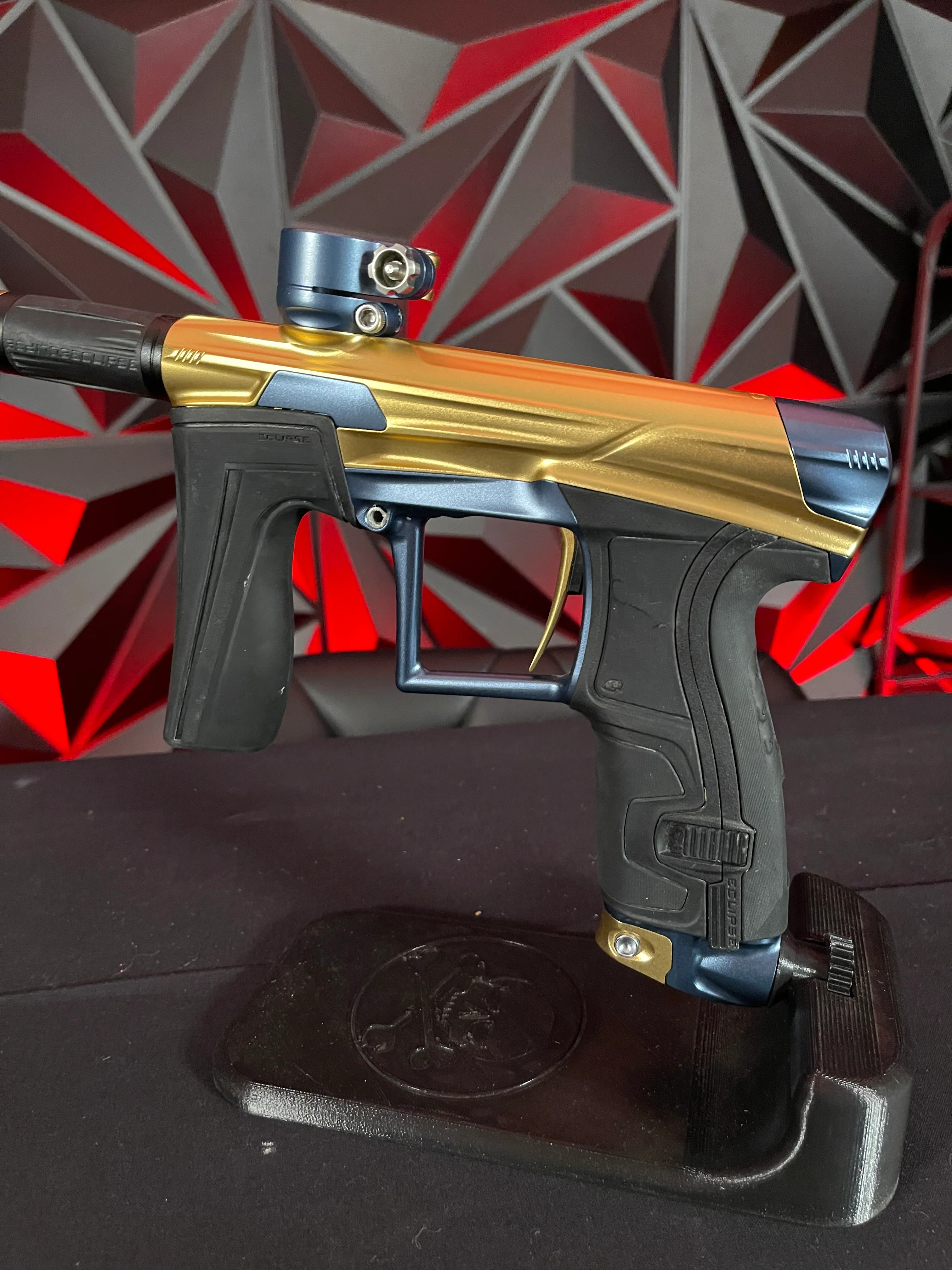 Used Planet Eclipse Geo 4 Paintball Gun - Gold/Blue - Image 2