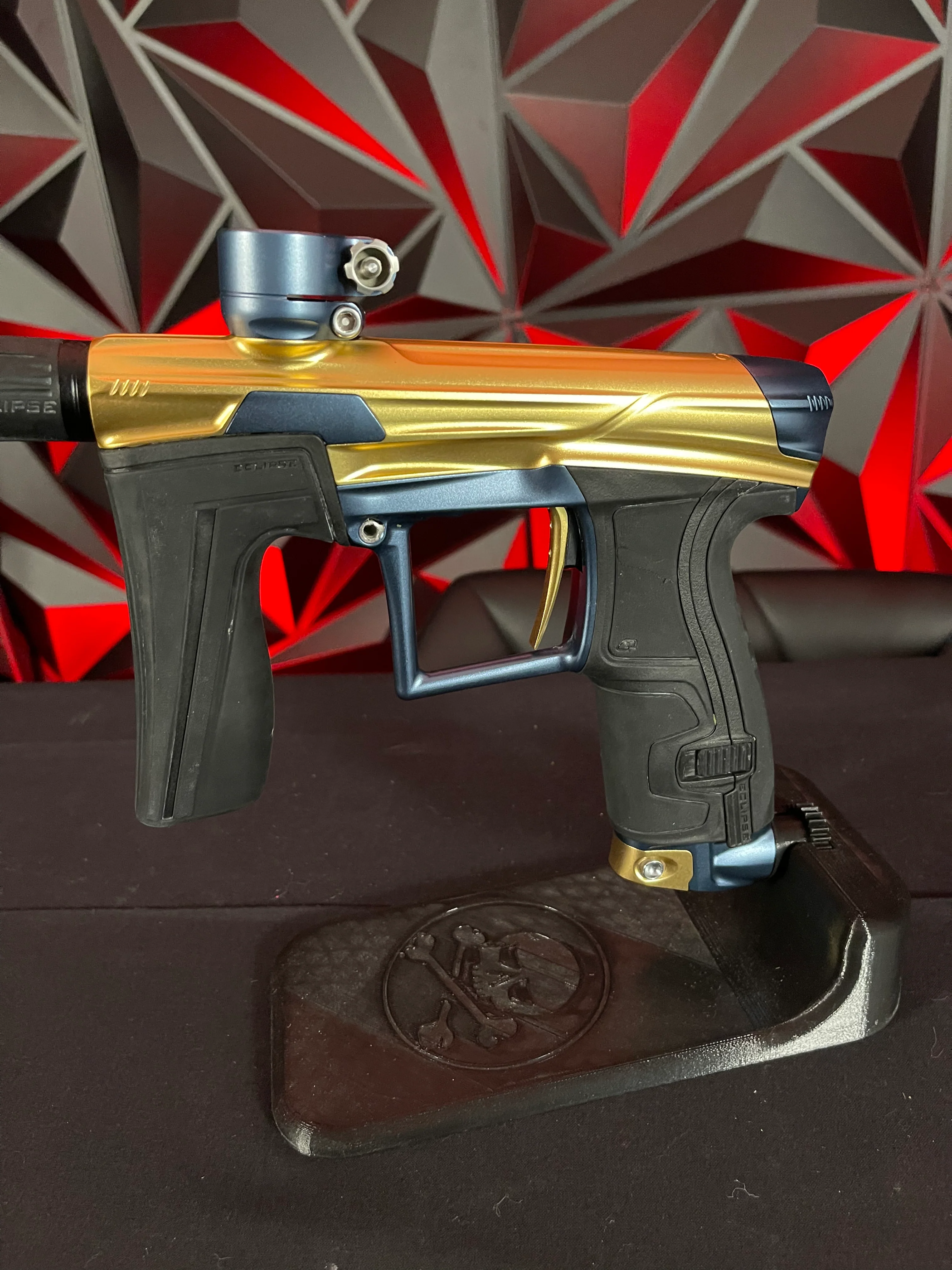 Used Planet Eclipse Geo 4 Paintball Gun - Gold/Blue - Image 4