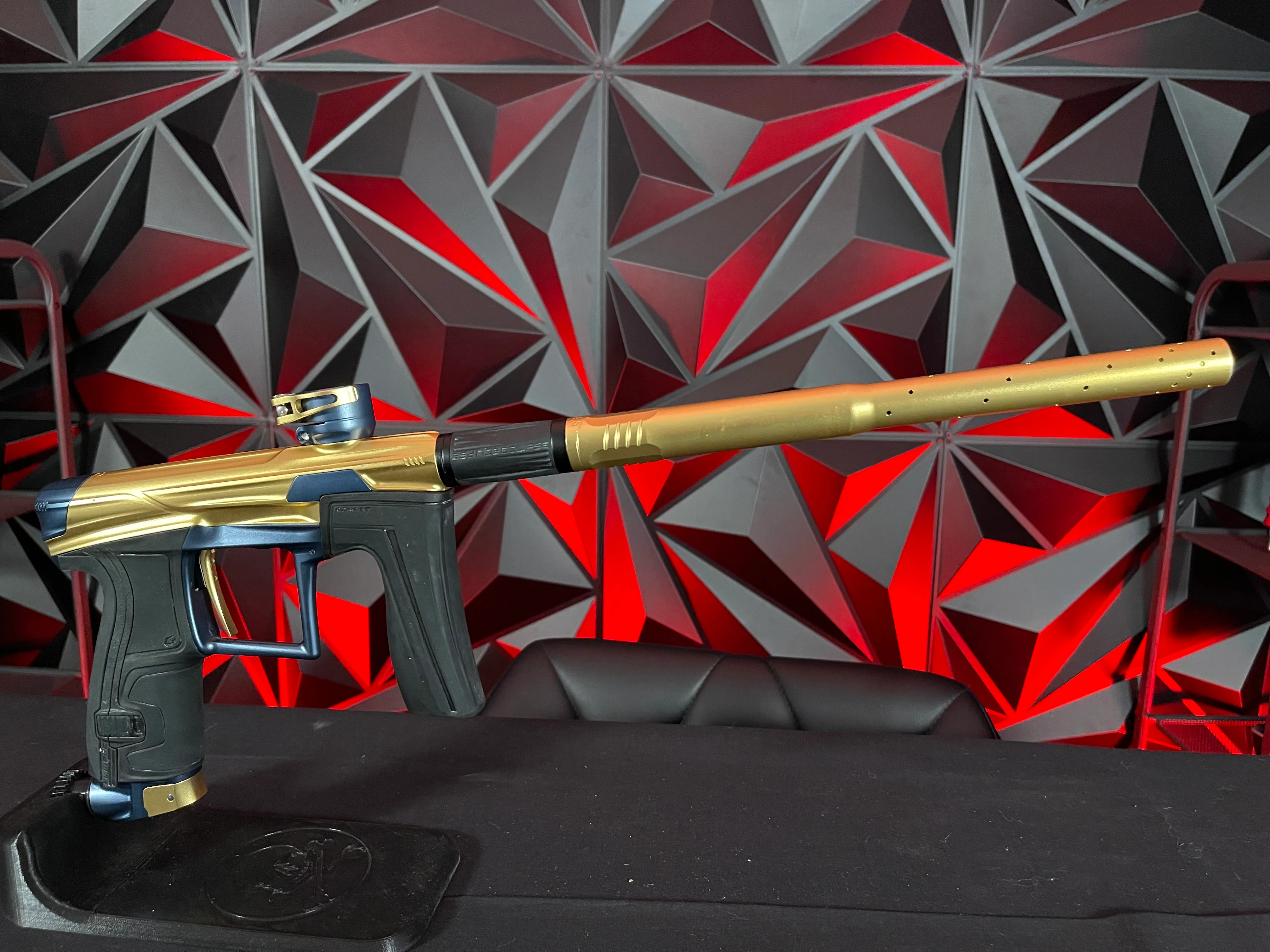 Used Planet Eclipse Geo 4 Paintball Gun - Gold/Blue - Image 5