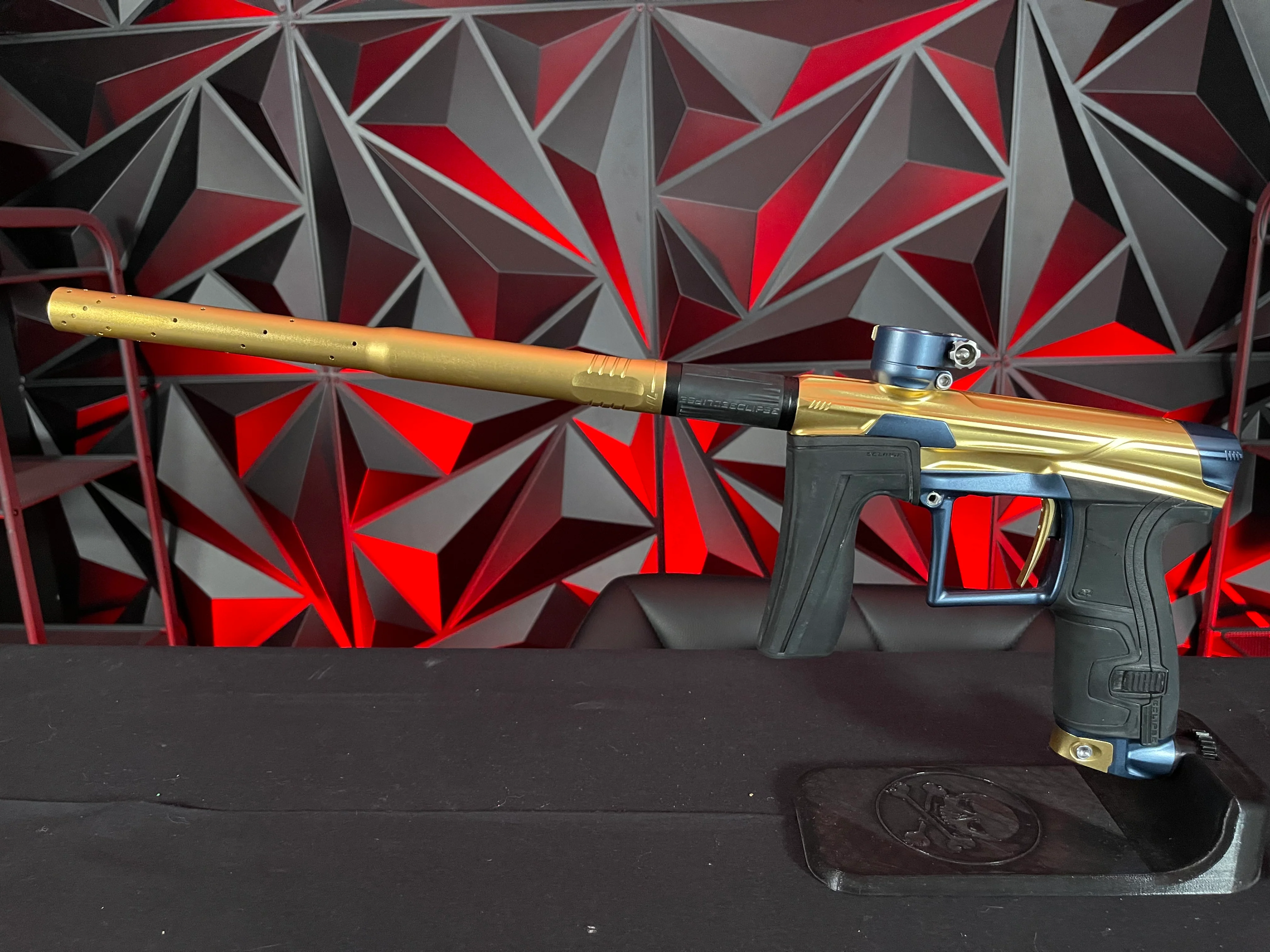 Used Planet Eclipse Geo 4 Paintball Gun - Gold/Blue - Image 6