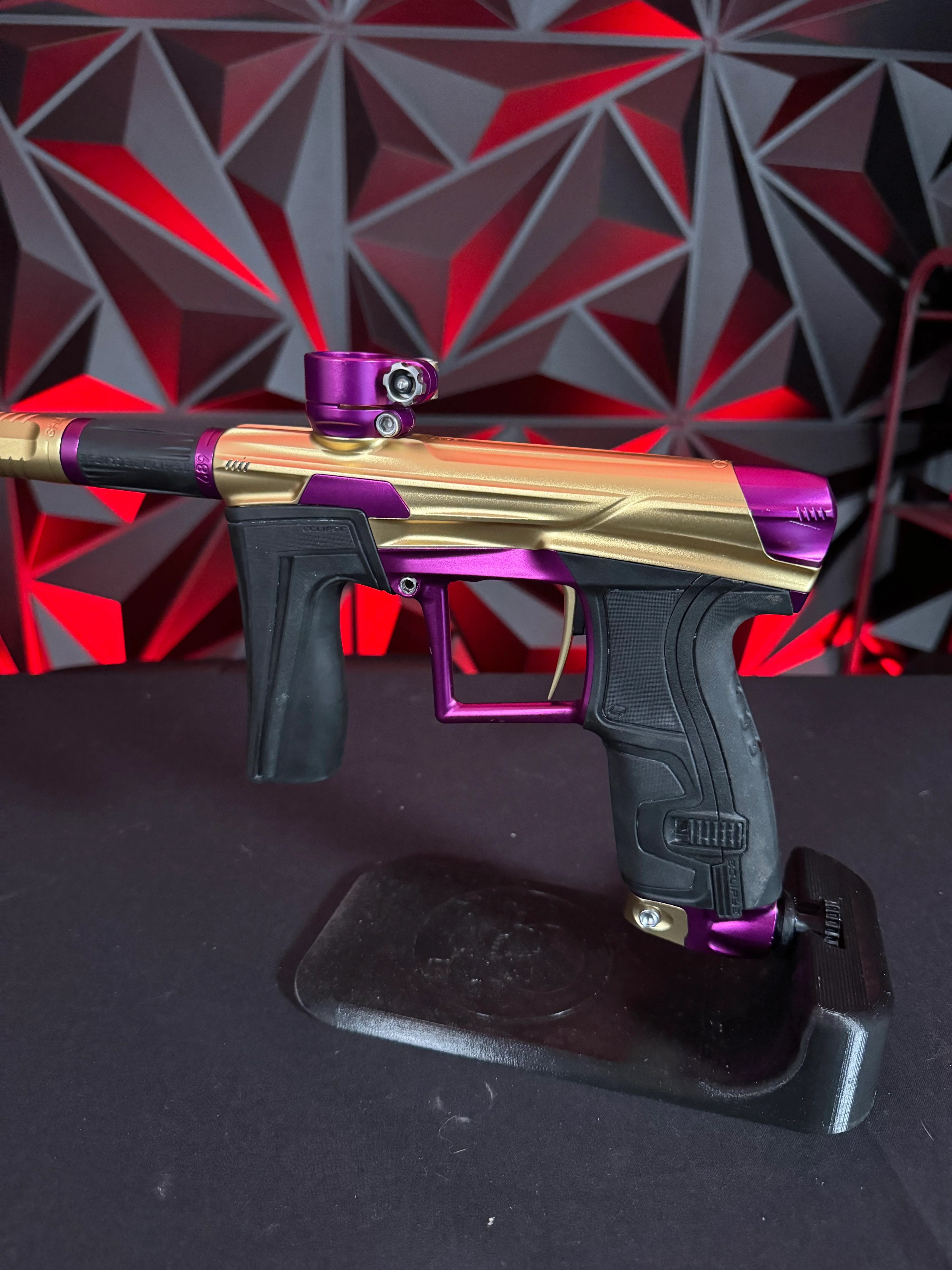 Used Planet Eclipse Geo 4 Paintball Gun - Gold/Purple - Image 2