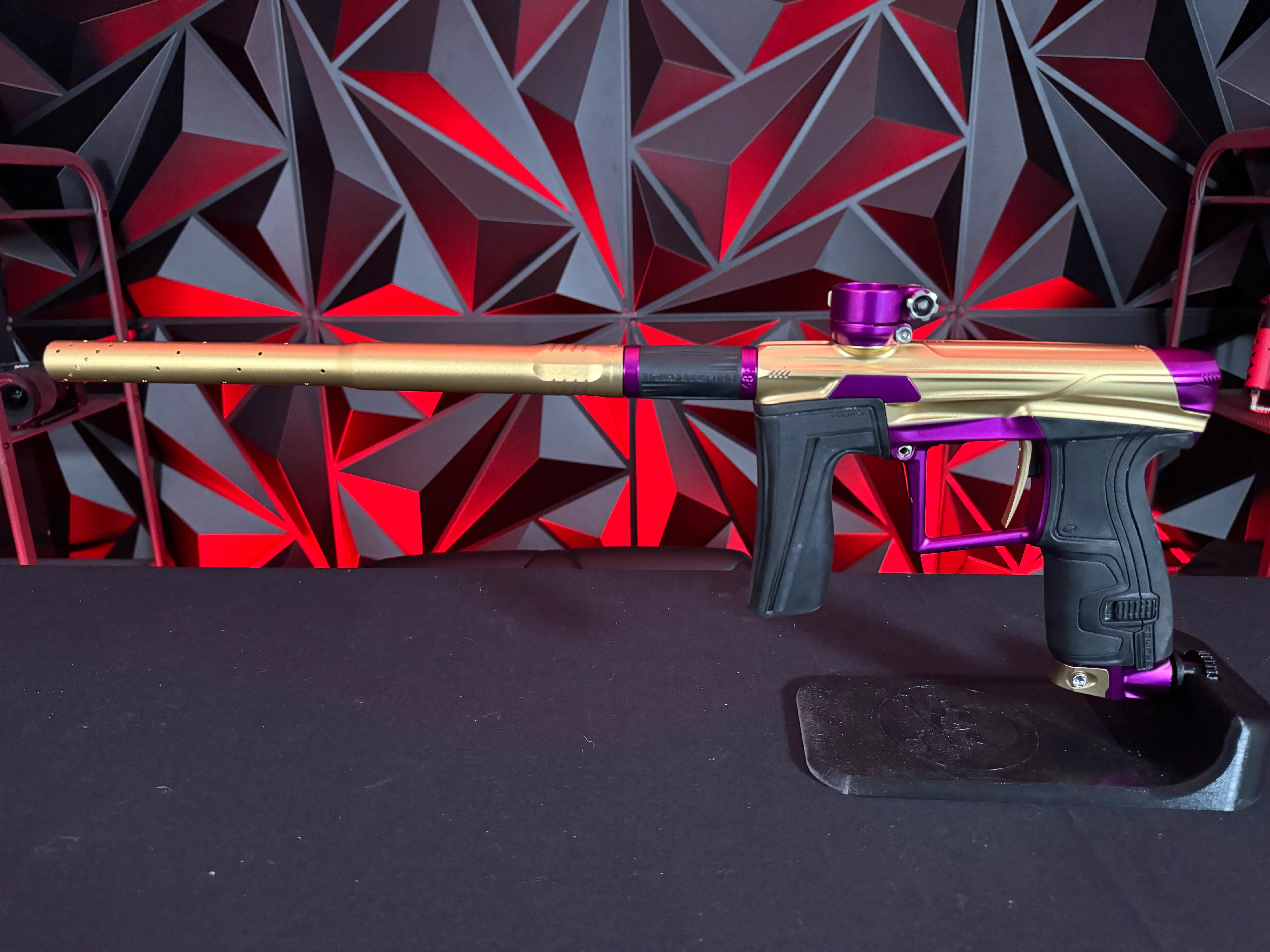 Used Planet Eclipse Geo 4 Paintball Gun - Gold/Purple - Image 6