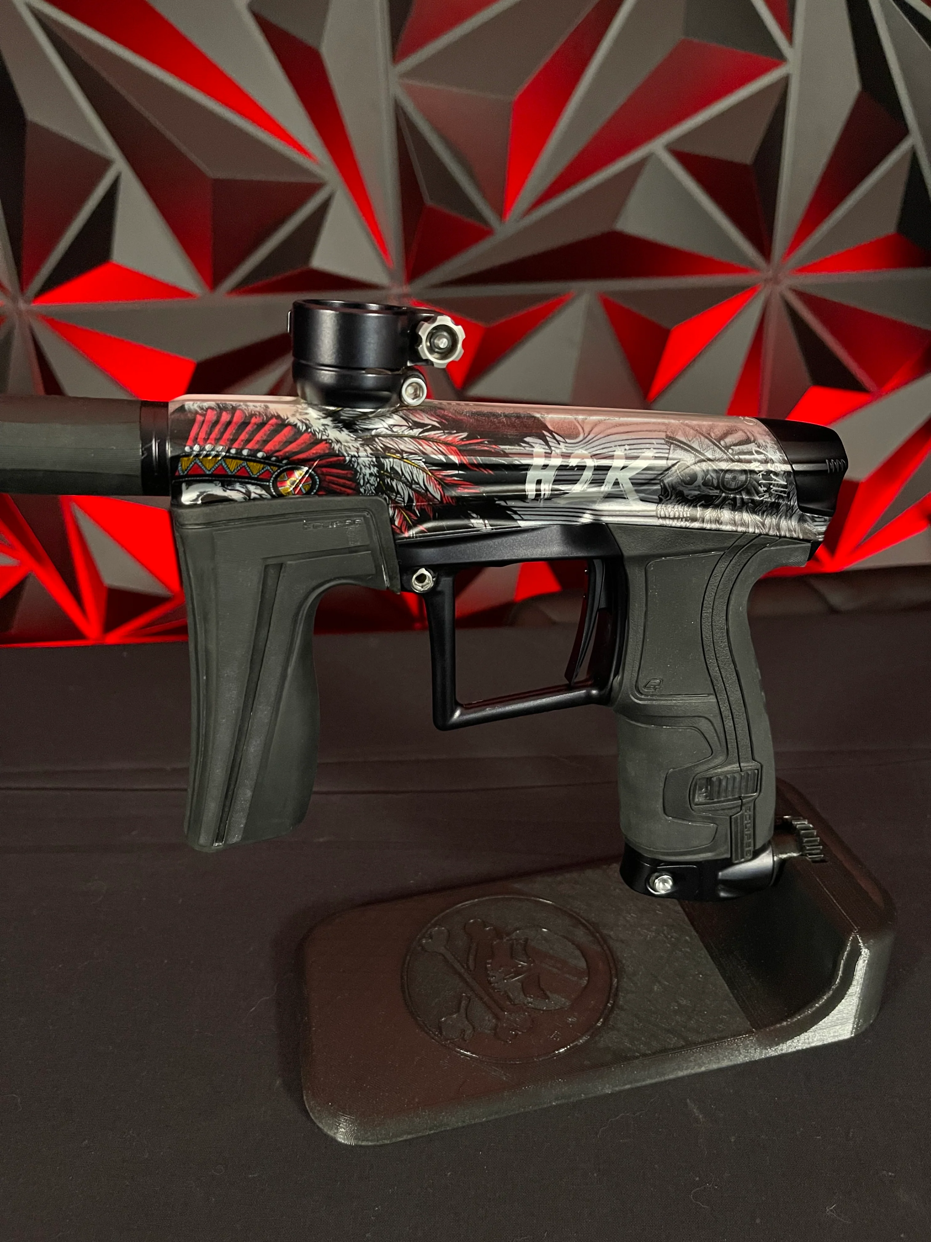 Used Planet Eclipse Geo 4 Paintball Gun -  H2K w/Signed Case, 3 FL Inserts, & 2 Triggers - Image 4
