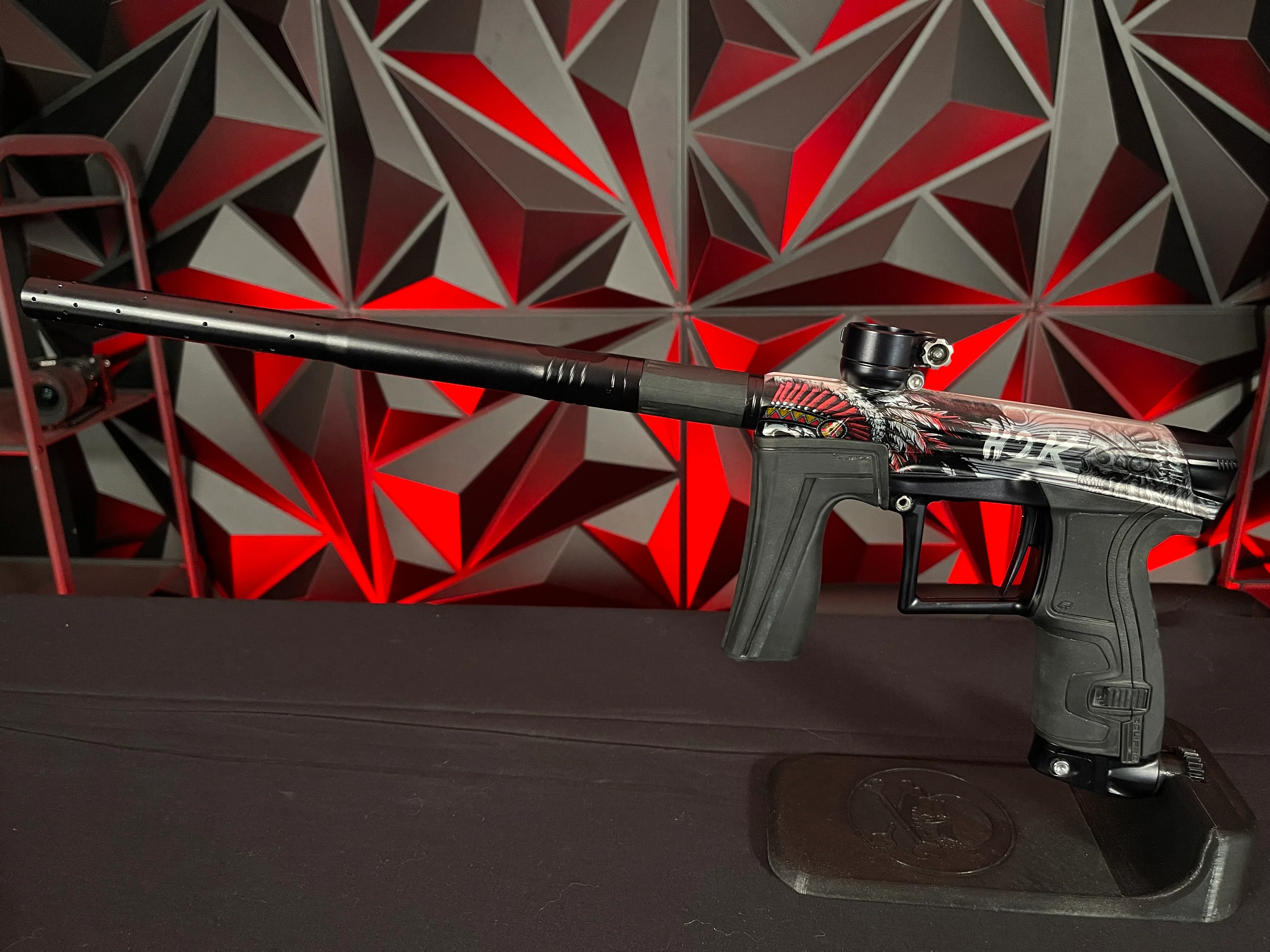 Used Planet Eclipse Geo 4 Paintball Gun -  H2K w/Signed Case, 3 FL Inserts, & 2 Triggers - Image 6