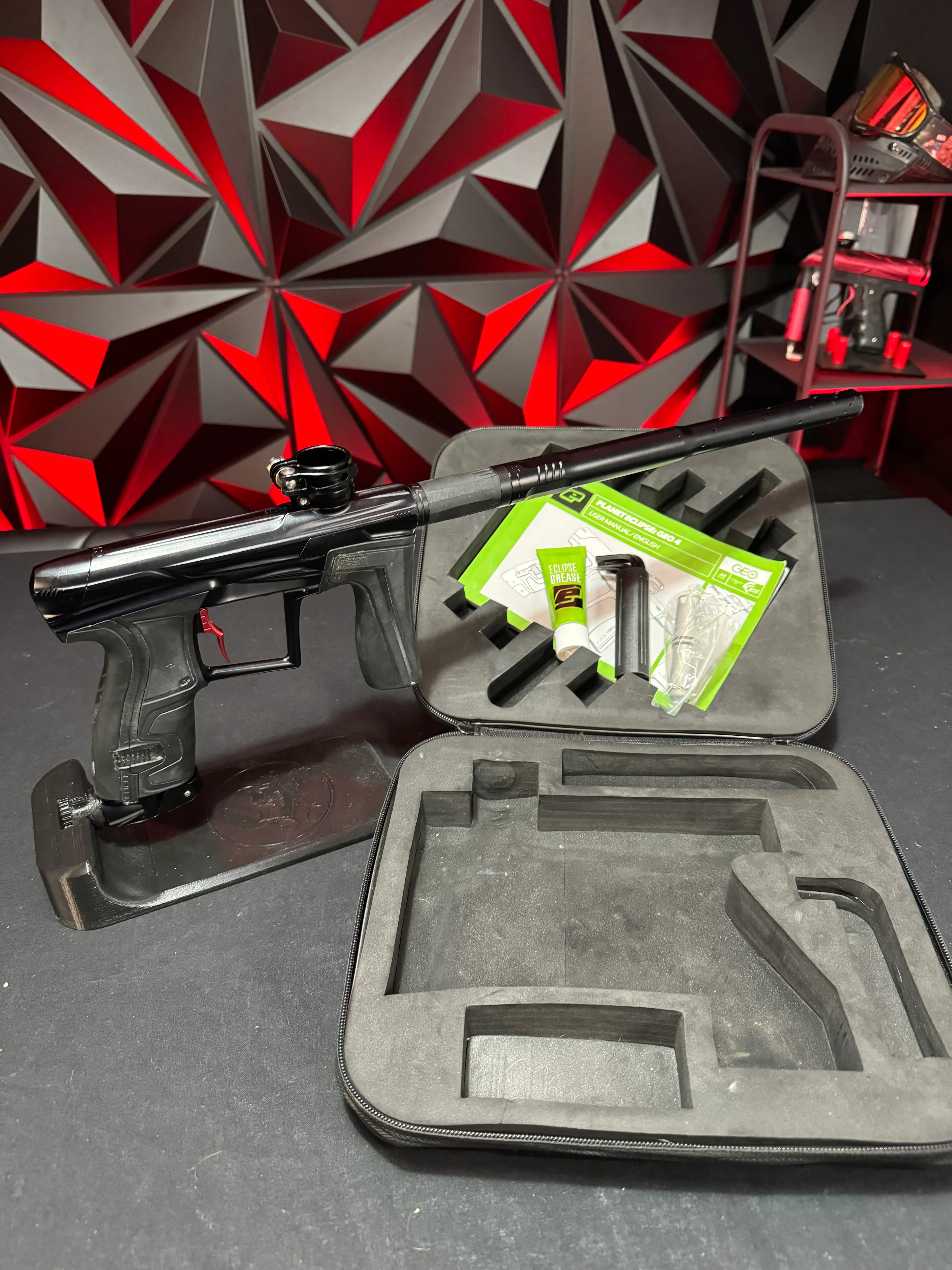 Used Planet Eclipse Geo 4 Paintball Gun - Midnight w/ Infamous Deuce Trigger - Image 7