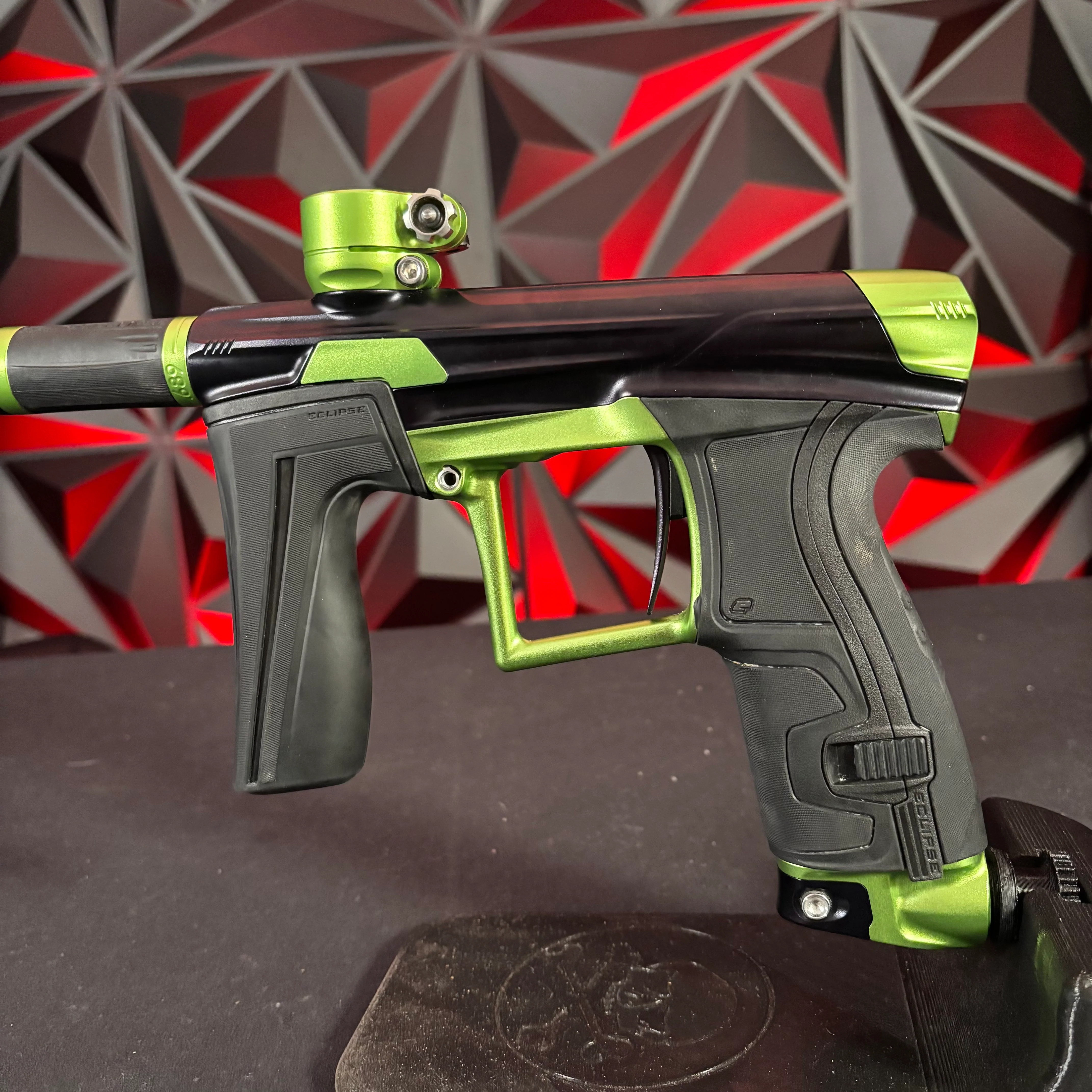Used Planet Eclipse Geo 4 Paintball Gun - Black/Green - Image 4