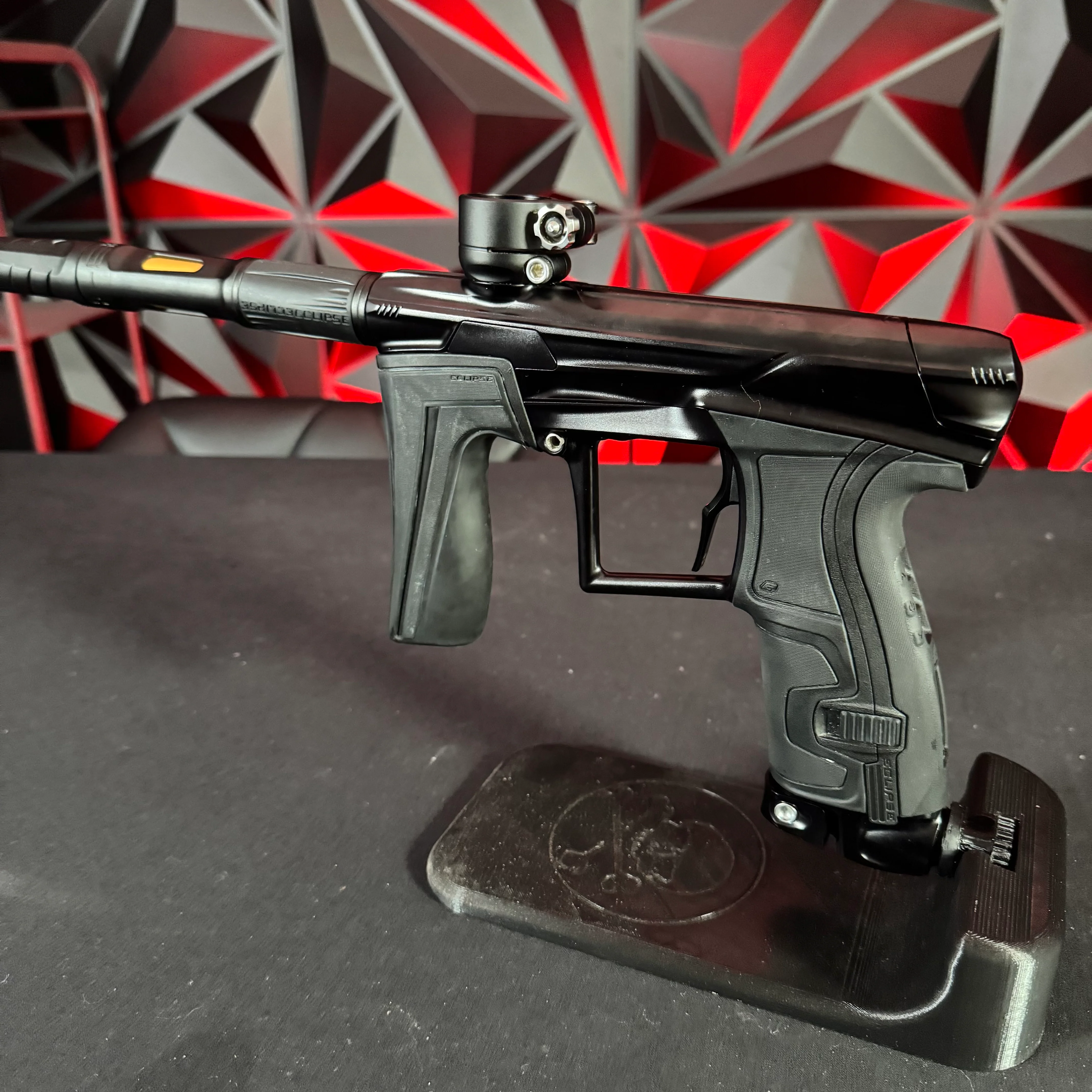 Used Planet Eclipse Geo 4 Paintball Gun - Midnight w/s63 Barrel System - Image 3
