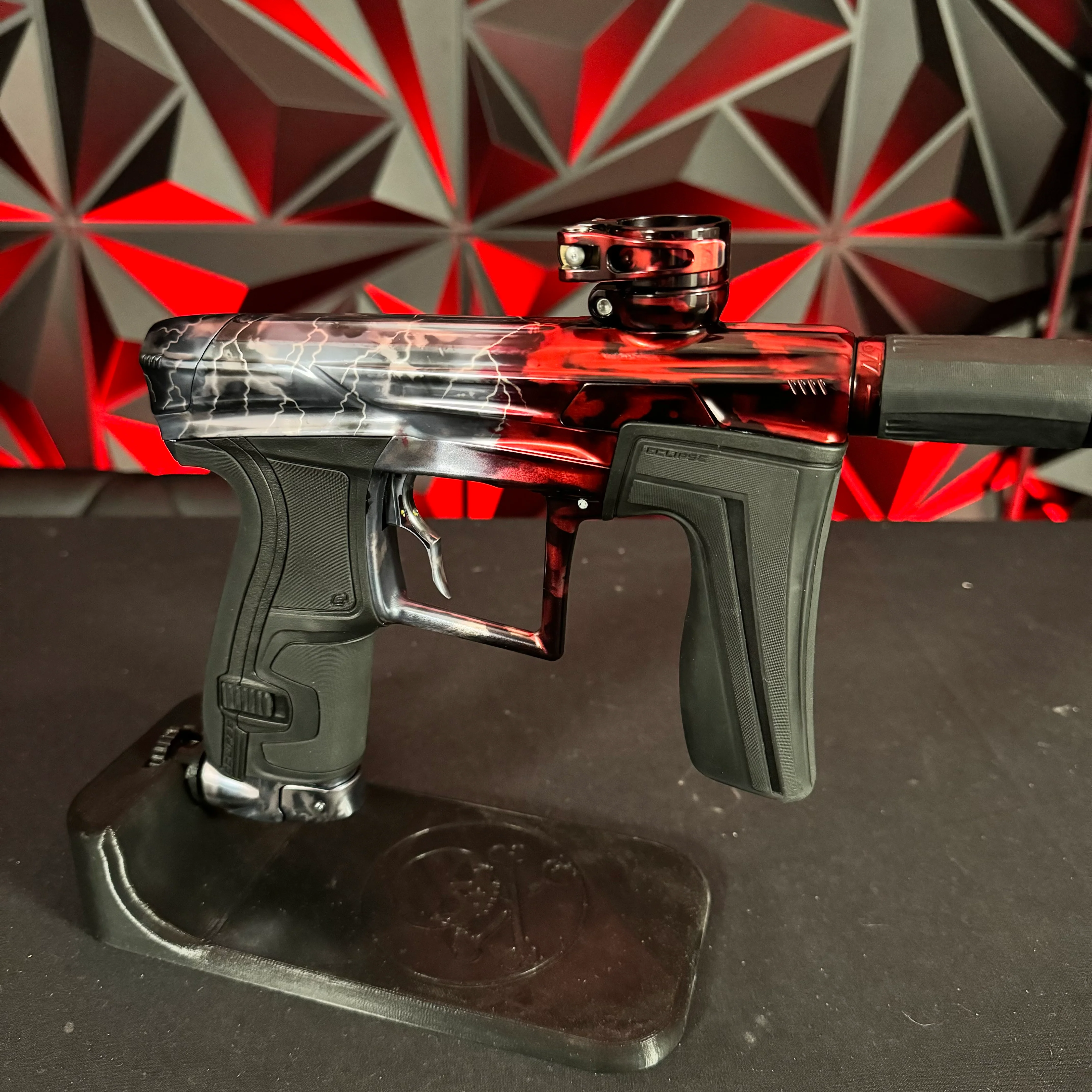 Used Planet Eclipse Geo 4 Paintball Gun - Silver/Red Acid Wash Fade w/Lightning Bolts, Infamous Trigger - Image 4