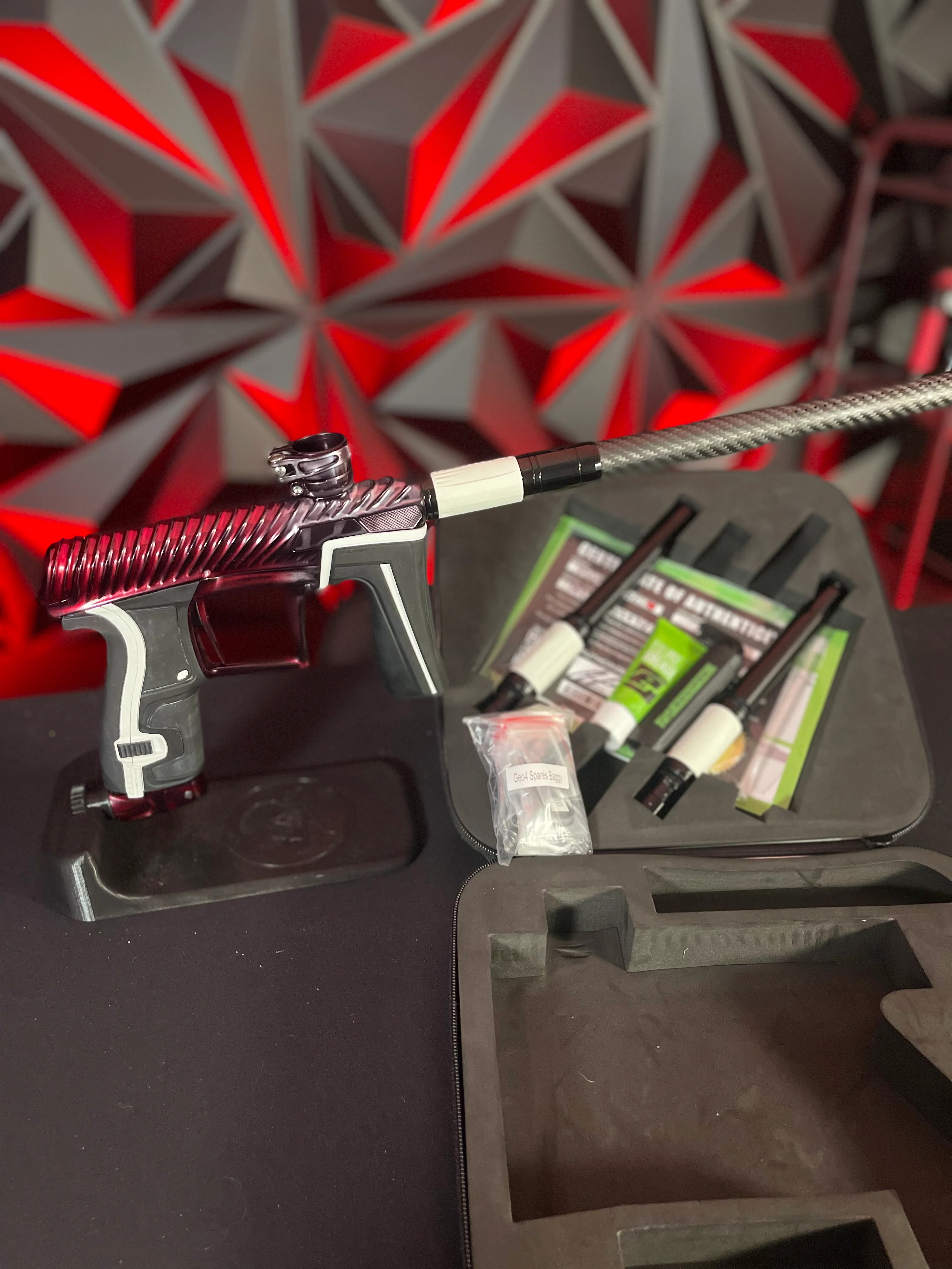 Used Planet Eclipse Geo 4 Twister Paintball Gun - Red/Grey Acid Wash - Image 9