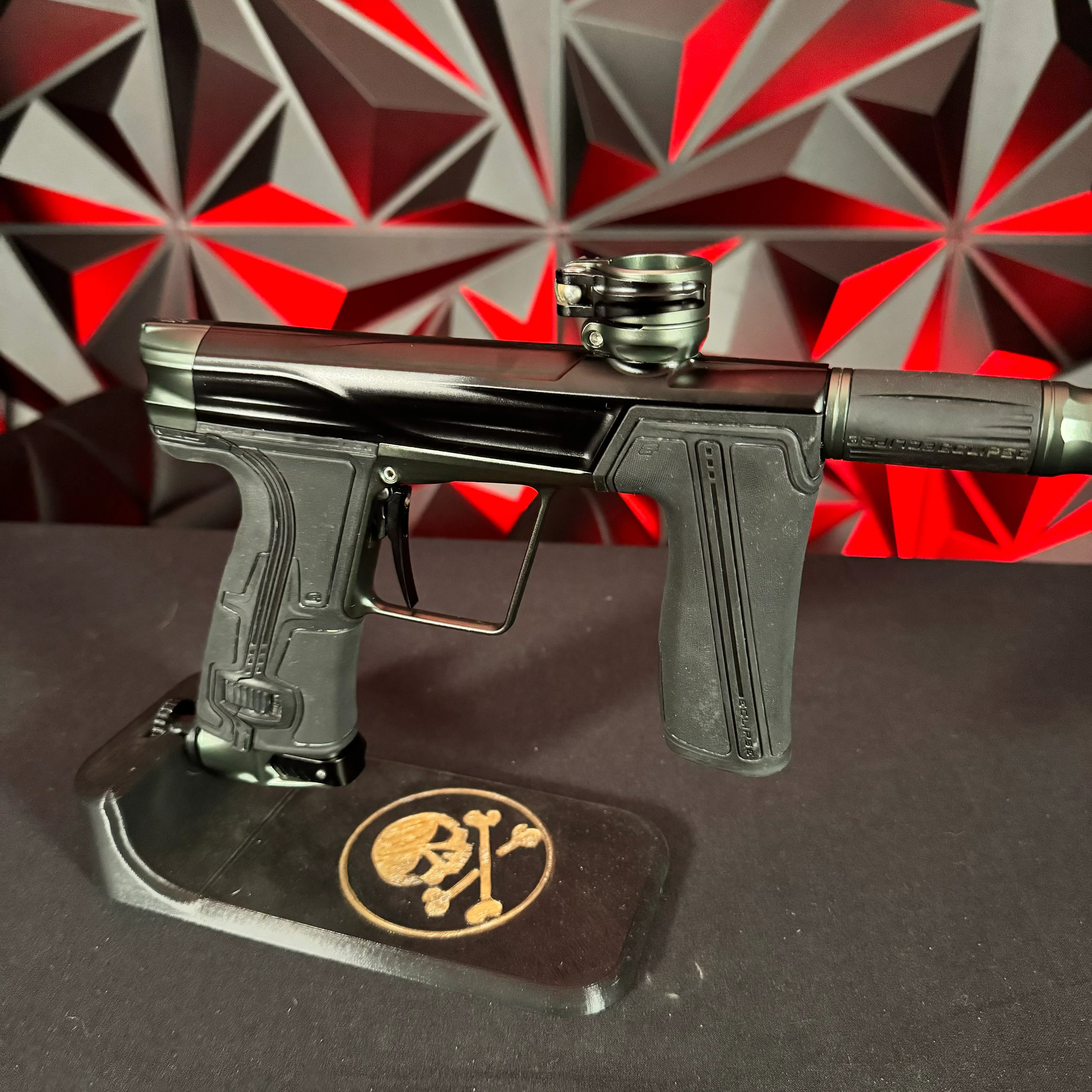 Used Planet Eclipse Geo R5 Paintball Gun - Black/British Racing Green - Image 4