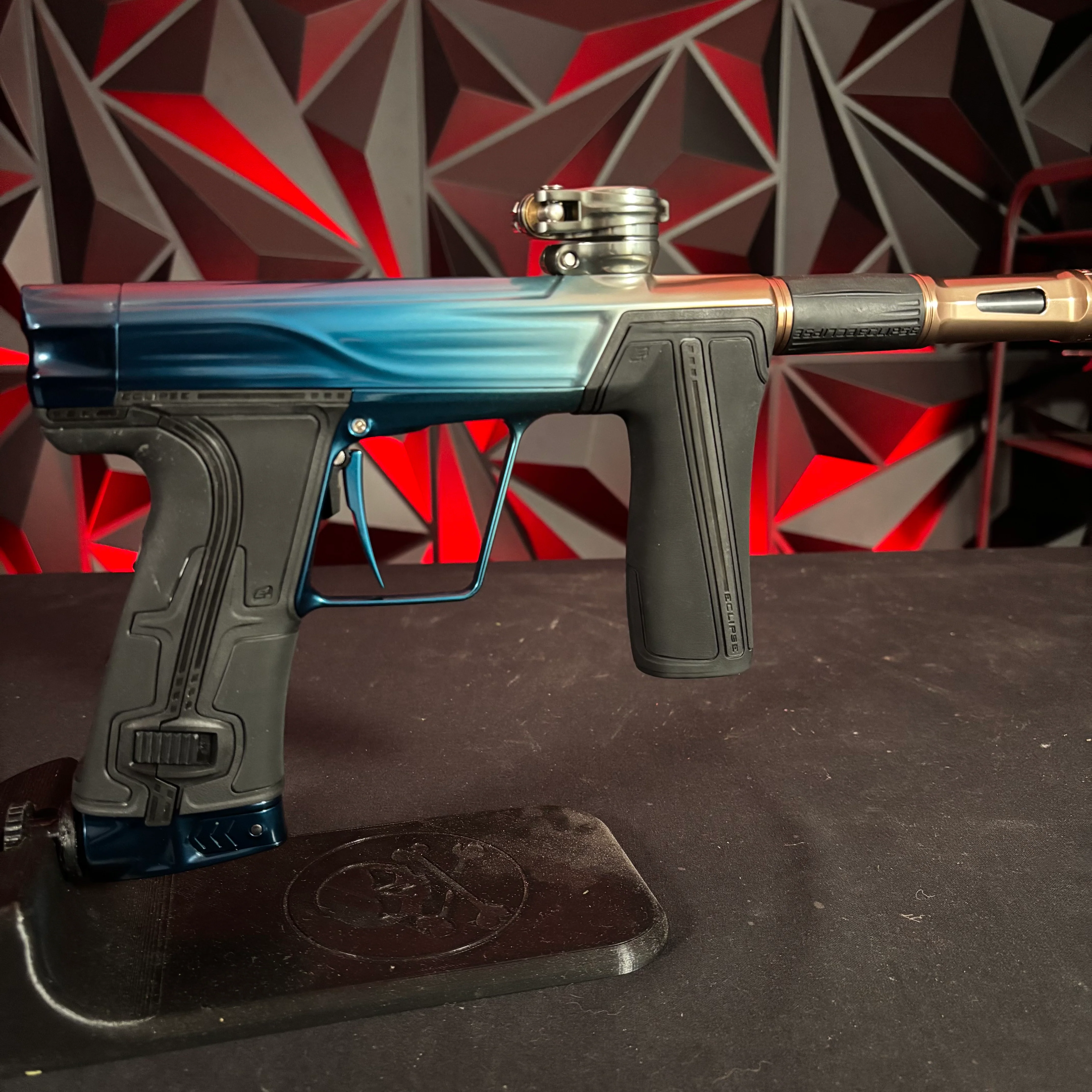 Used Planet Eclipse  Geo R5 Paintball Gun - Blue to Brown Fade (Custom ARC Anno) - Image 2