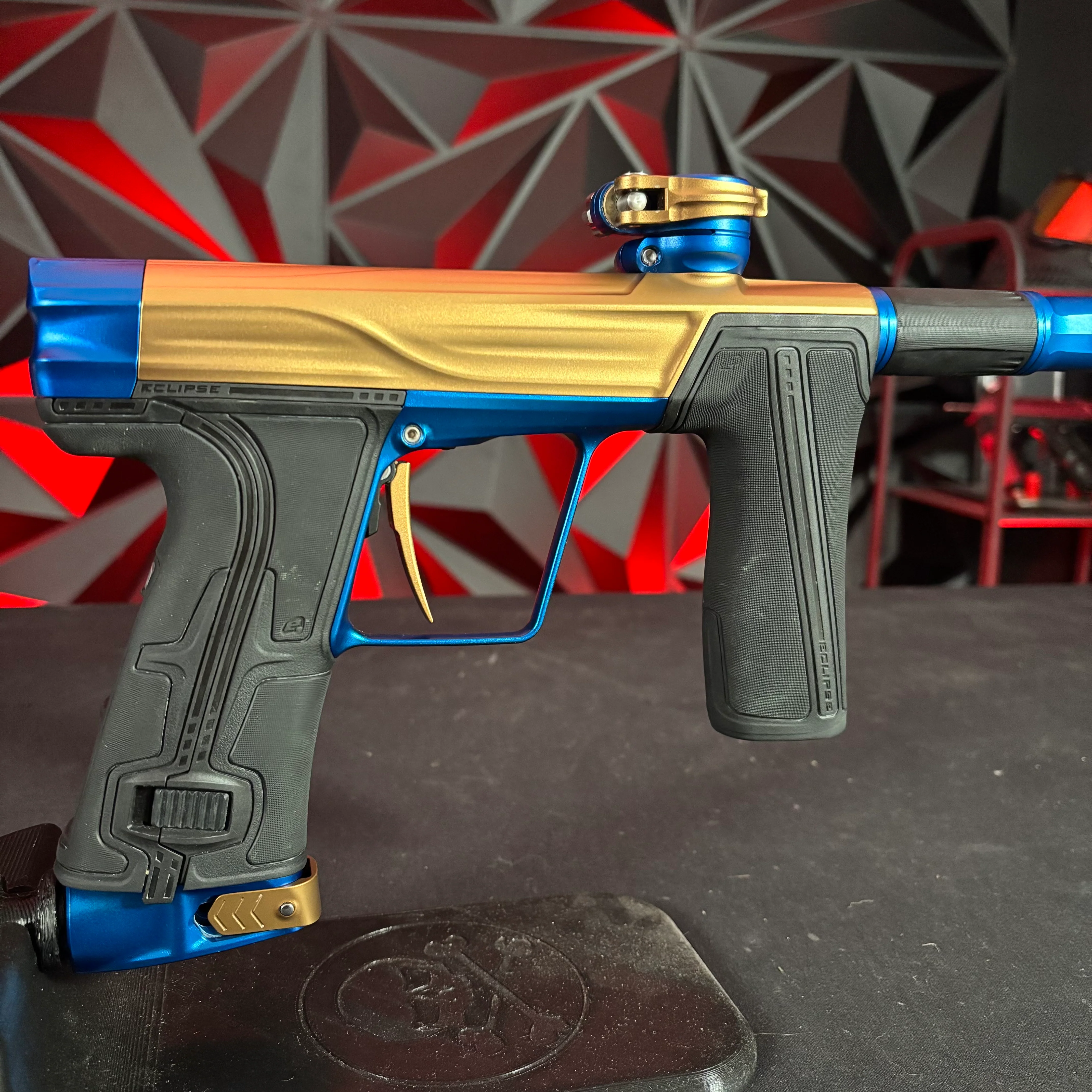 Used Planet Eclipse Geo R5 Paintball Gun - Bronze/Blue - Image 2