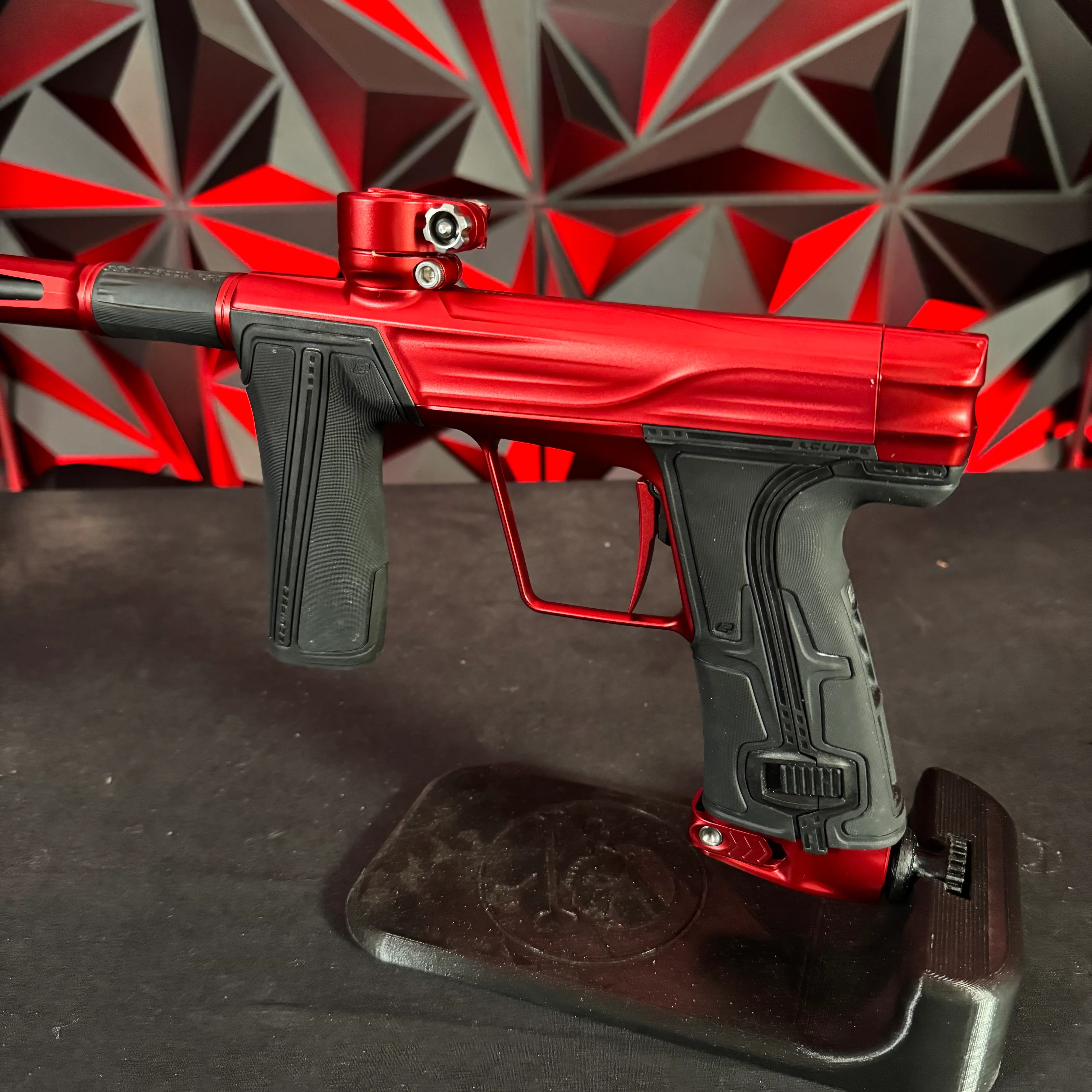 Used Planet Eclipse Geo R5 Paintball Gun - Red - Image 3