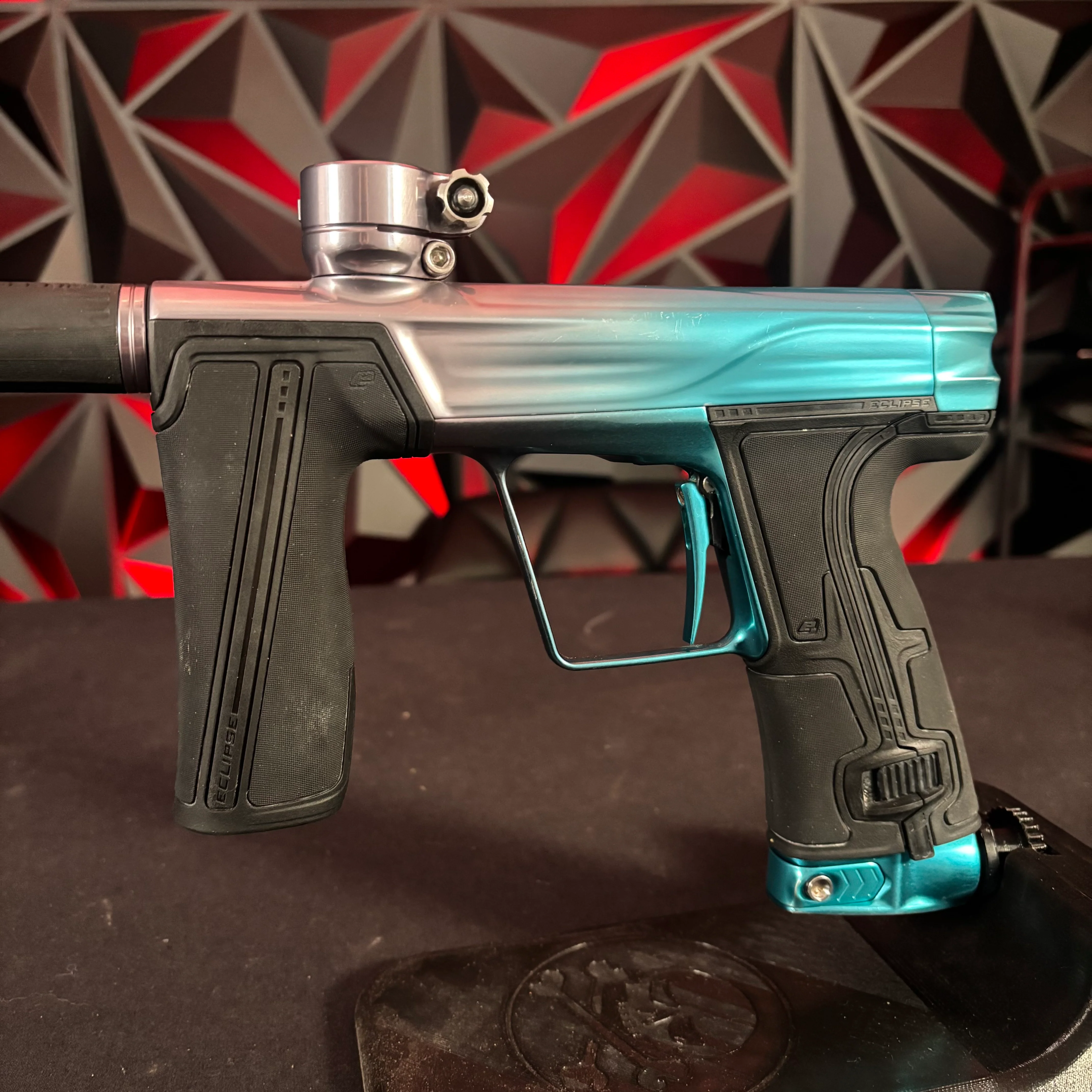 Used Planet Eclipse Geo R5 Paintball Gun - Blue to Pewter Fade - Image 5