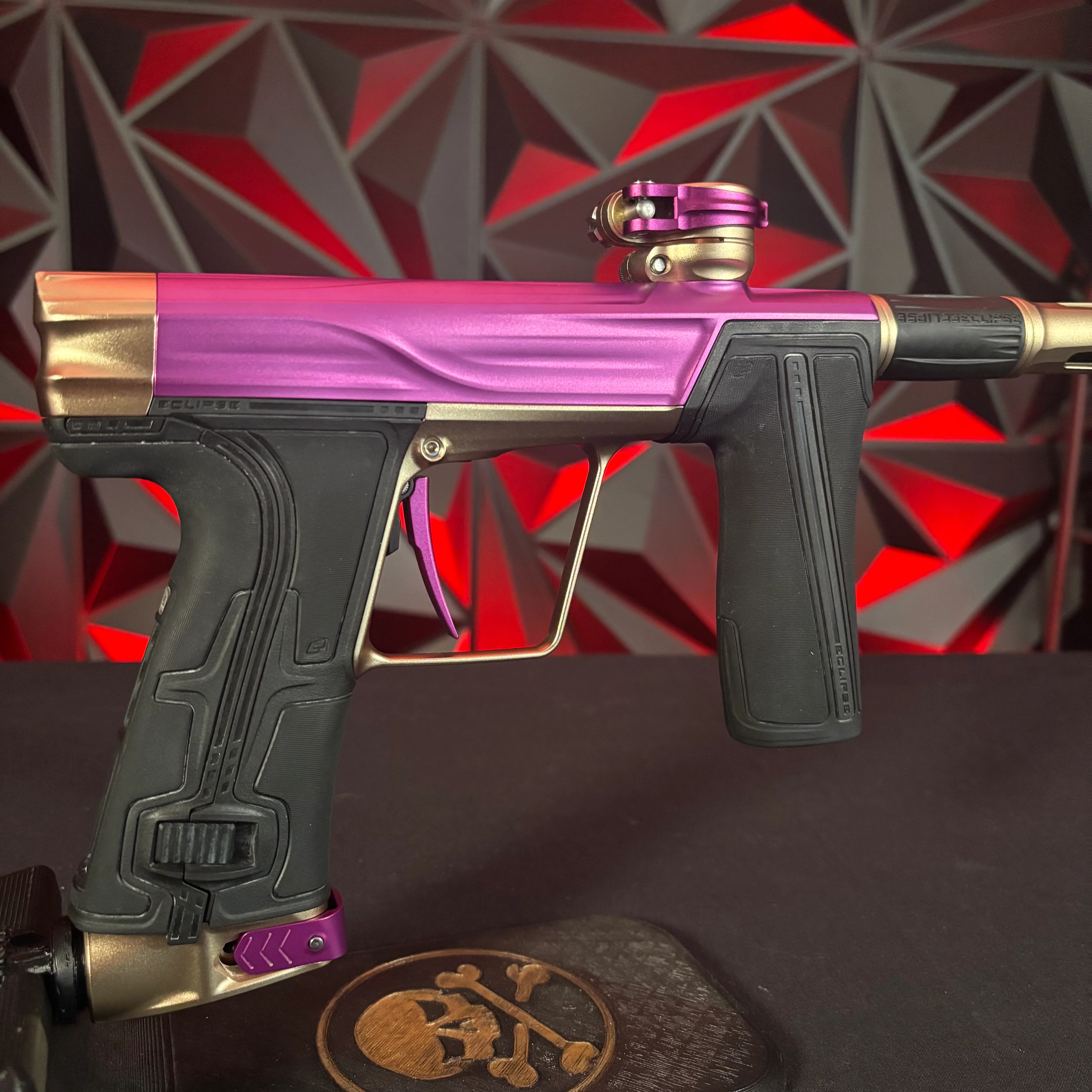 Used Planet Eclipse Geo R5 Paintball Gun - Purple/Sandstone - Image 2