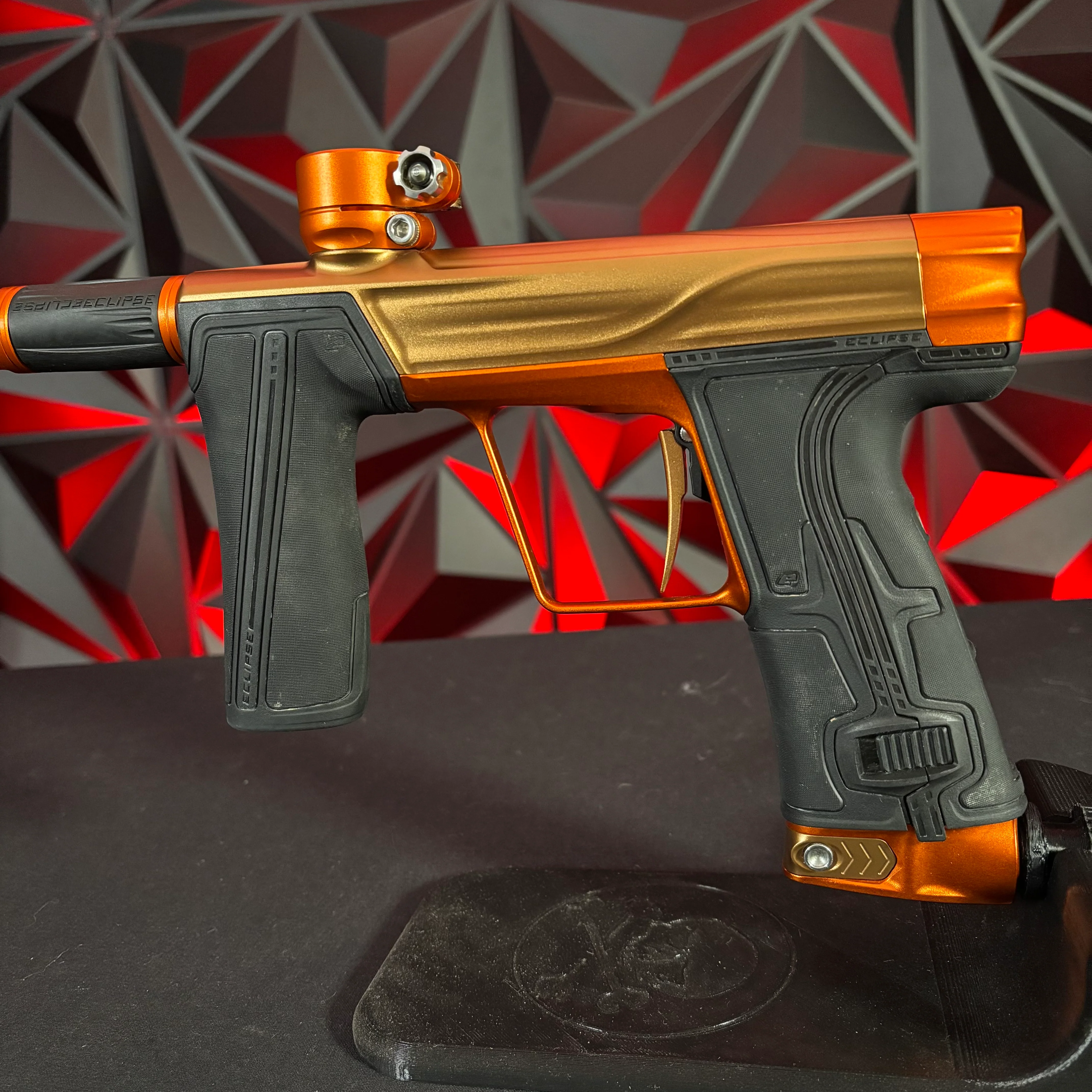 Used Planet Eclipse Geo R5 Paintball Gun - Gold/Orange - Image 4