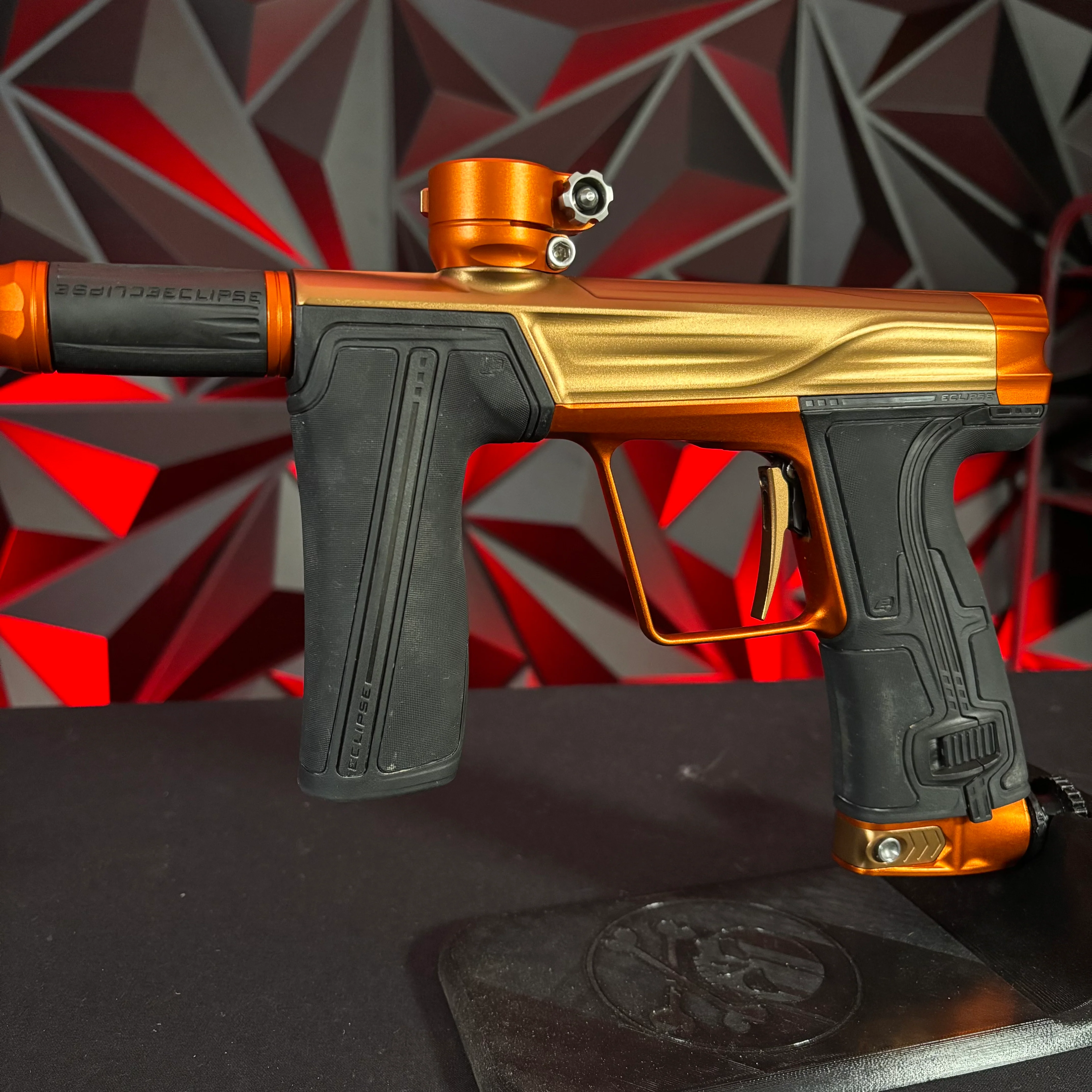 Used Planet Eclipse Geo R5 Paintball Gun - Gold/Orange - Image 5