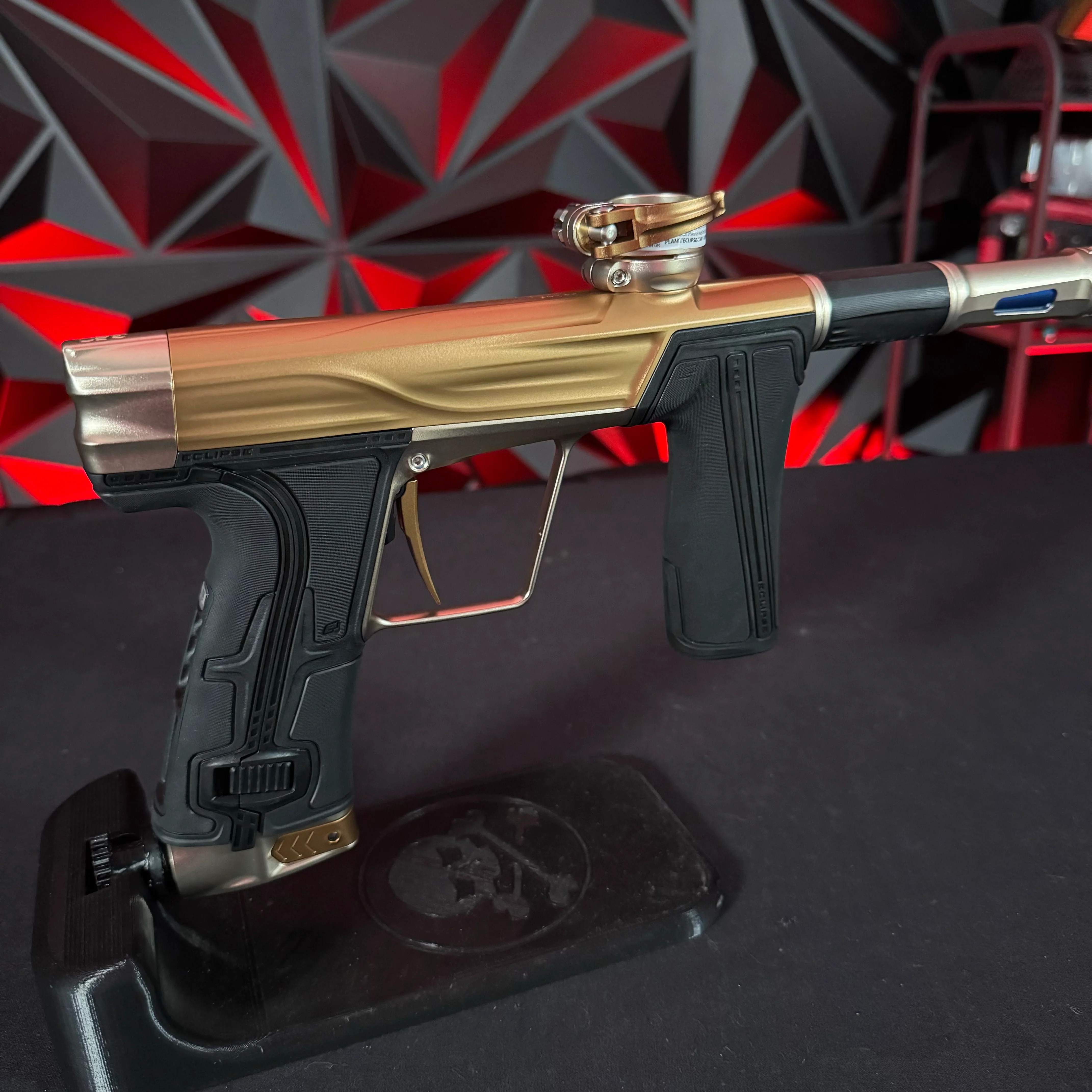 Used Planet Eclipse Geo R5 Paintball Gun - Retribution (Bronze/Sandstone) - Image 2
