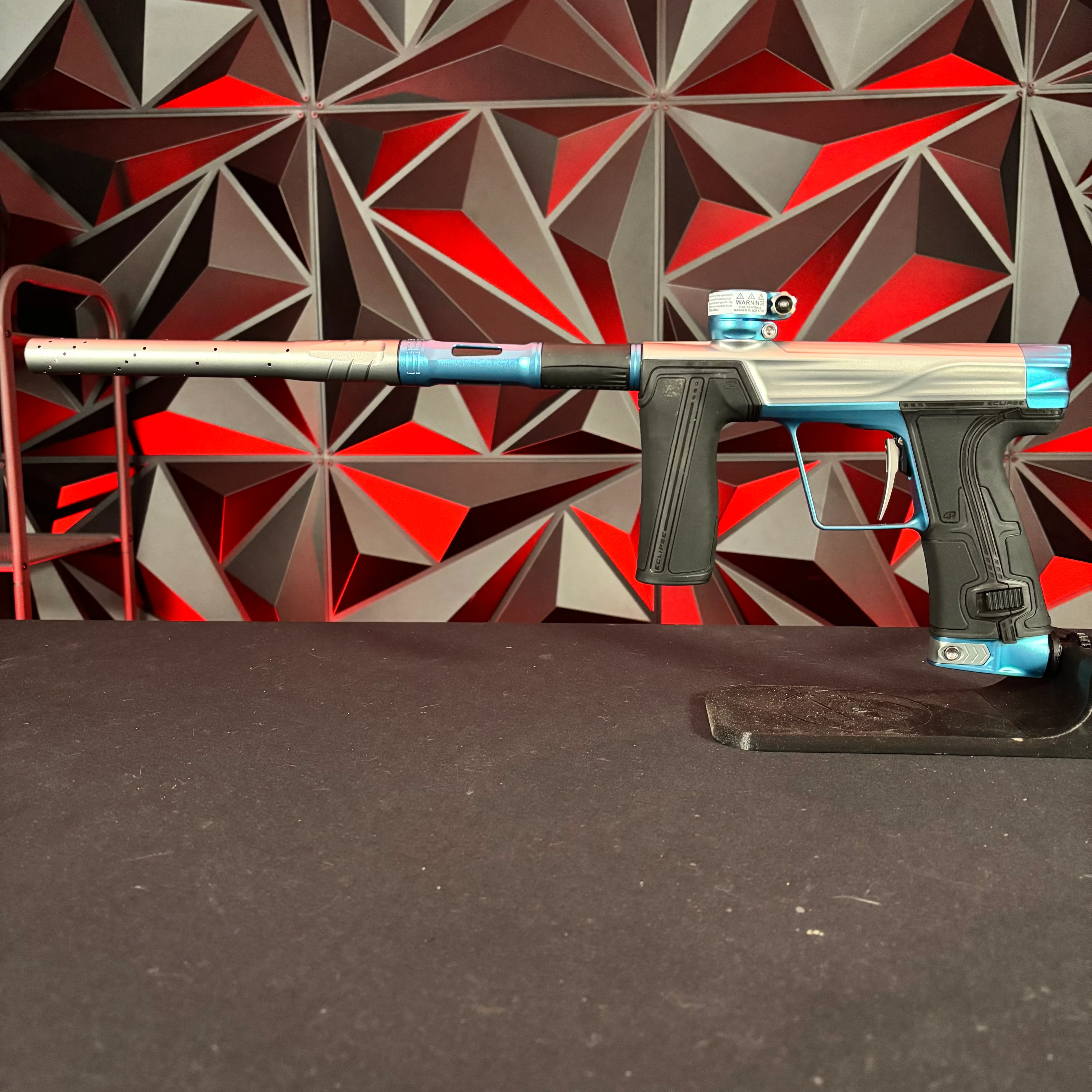 Used Planet Eclipse Geo R5 Paintball Gun -  Titanium/Electric Blue - Image 7