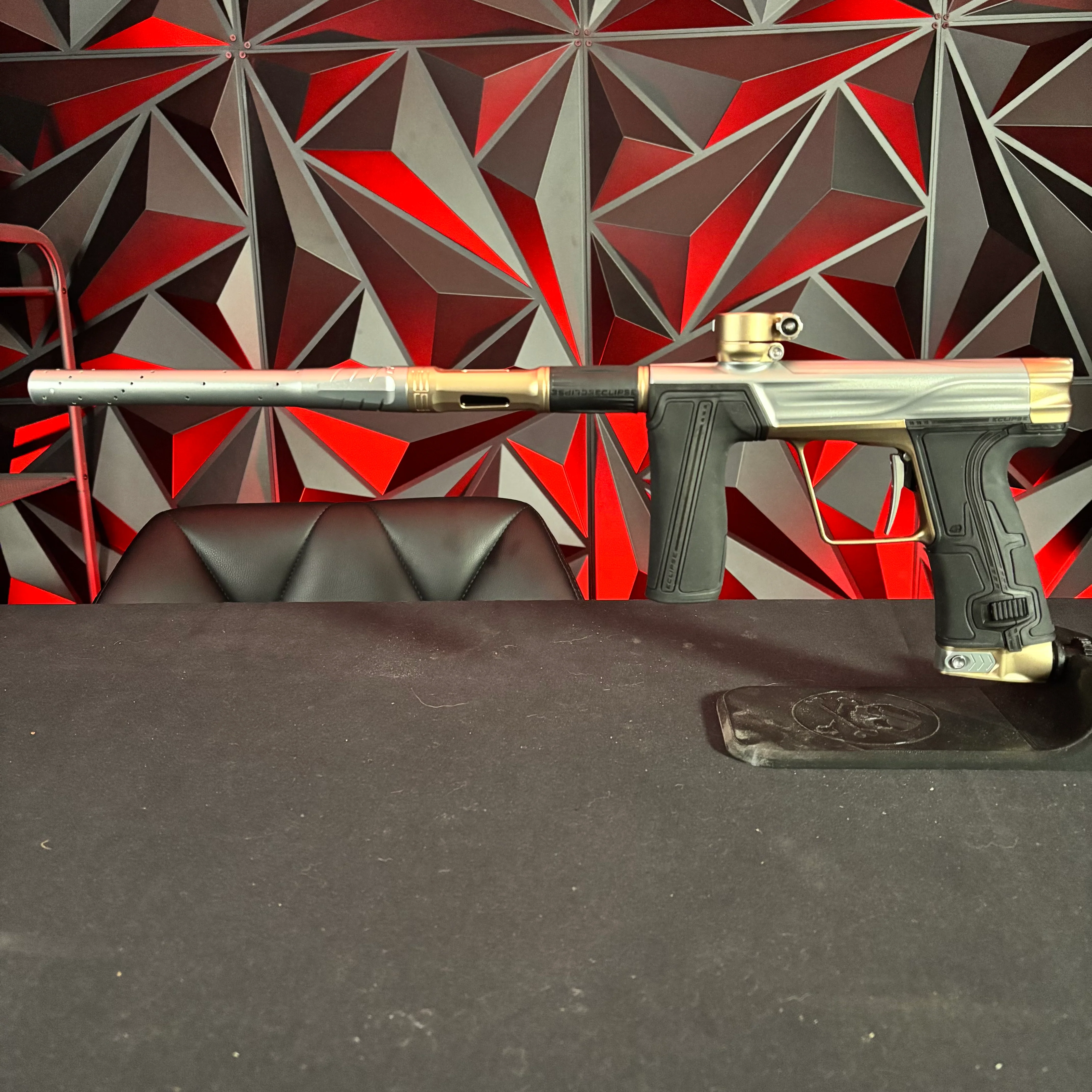 Used Planet Eclipse Geo R5 Paintball Gun - Titanium/Sandstone - Image 8