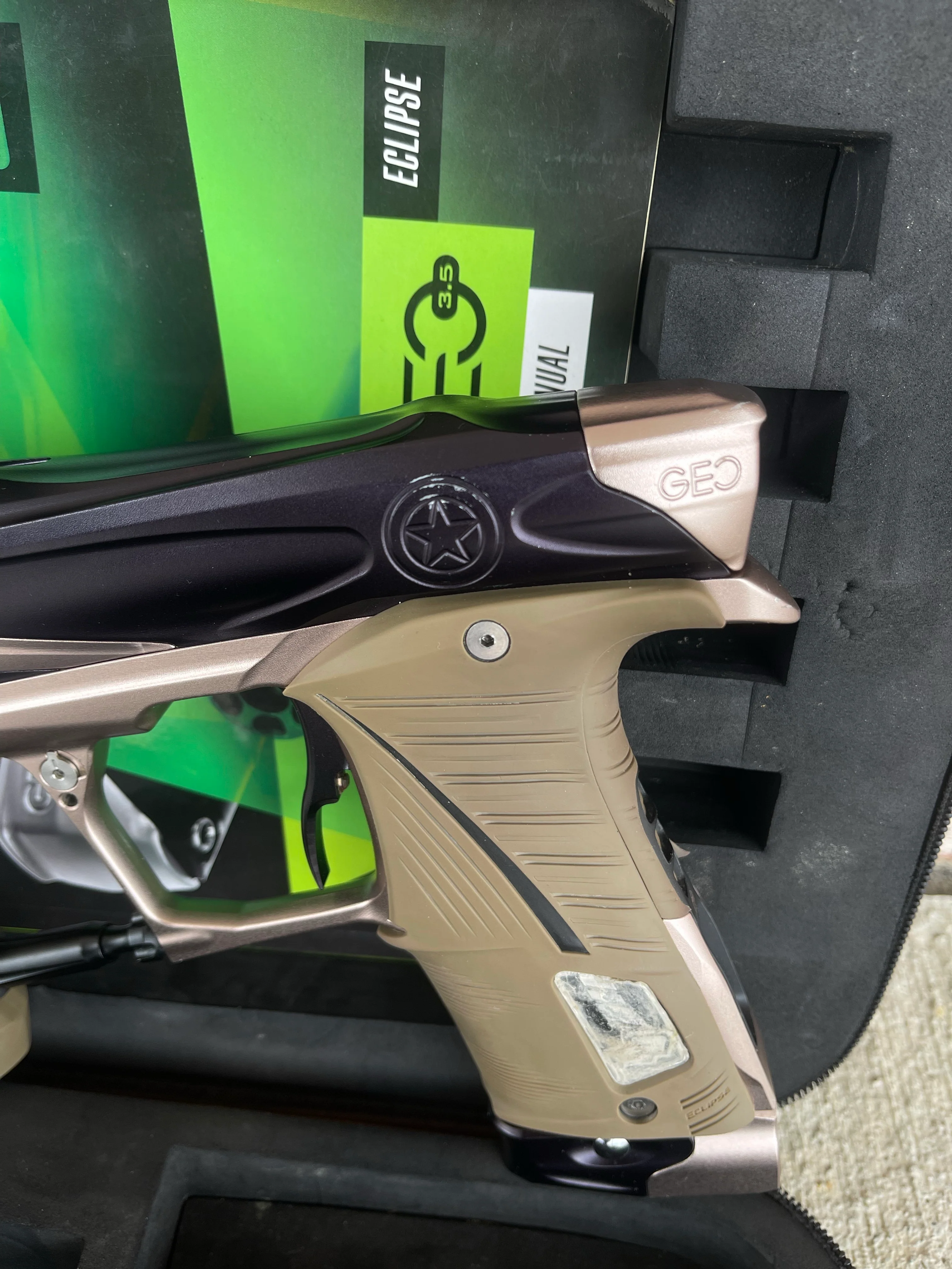 Used Planet Eclipse GI-Cut Geo 3.5 Paintball Gun - Black/Tan - Image 11